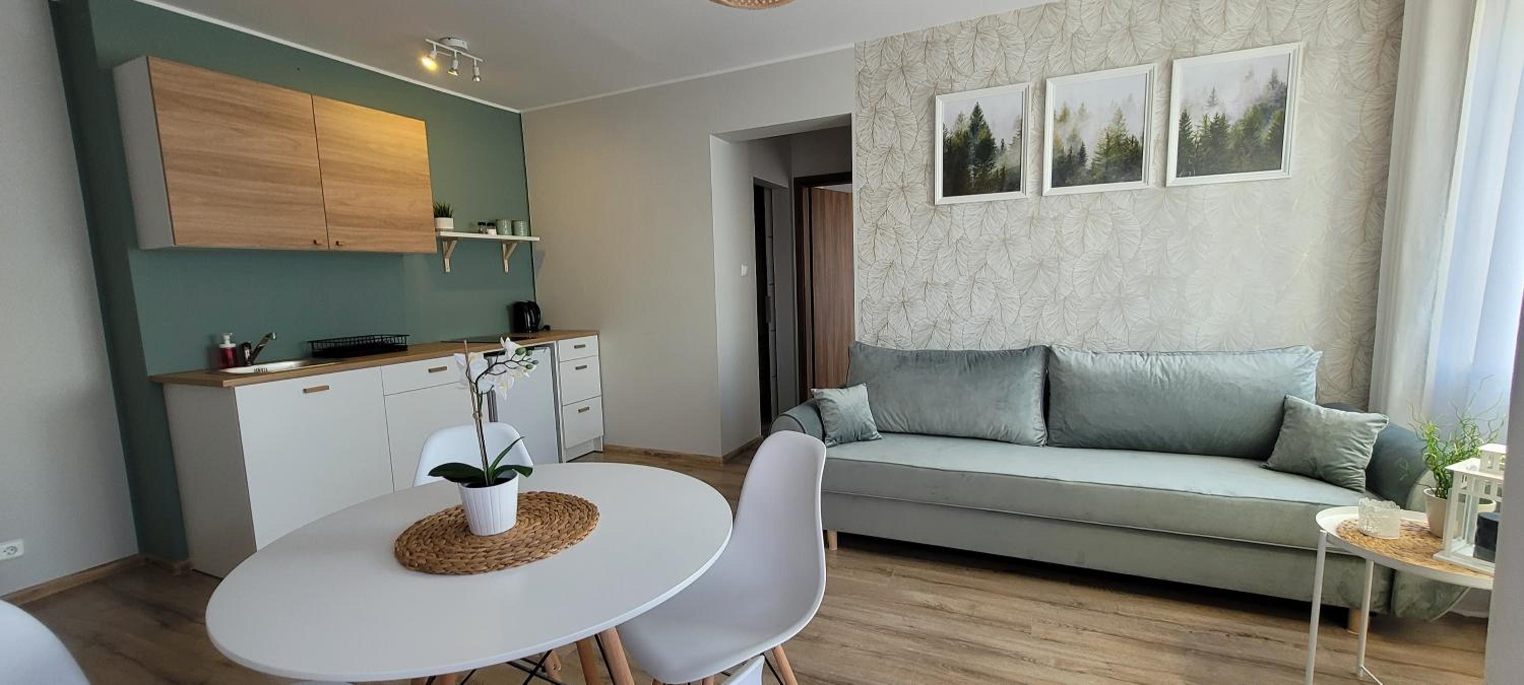 One-Bedroom Apartment photo 1