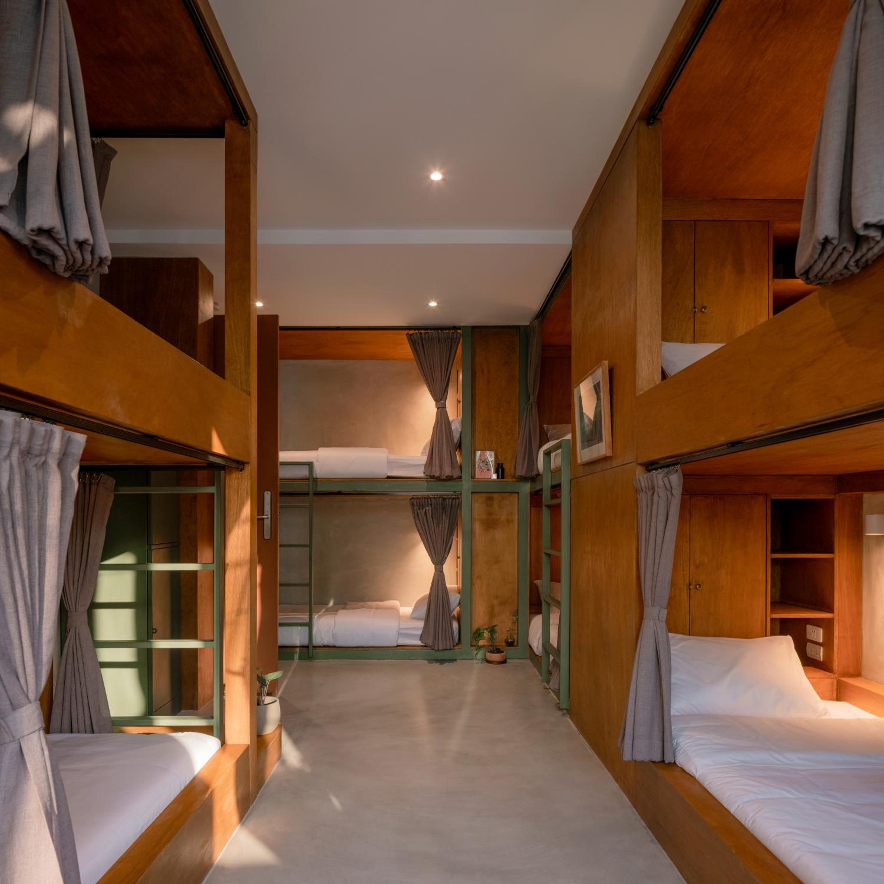 Bed in 8-Bed Mixed Dormitory Room photo 2