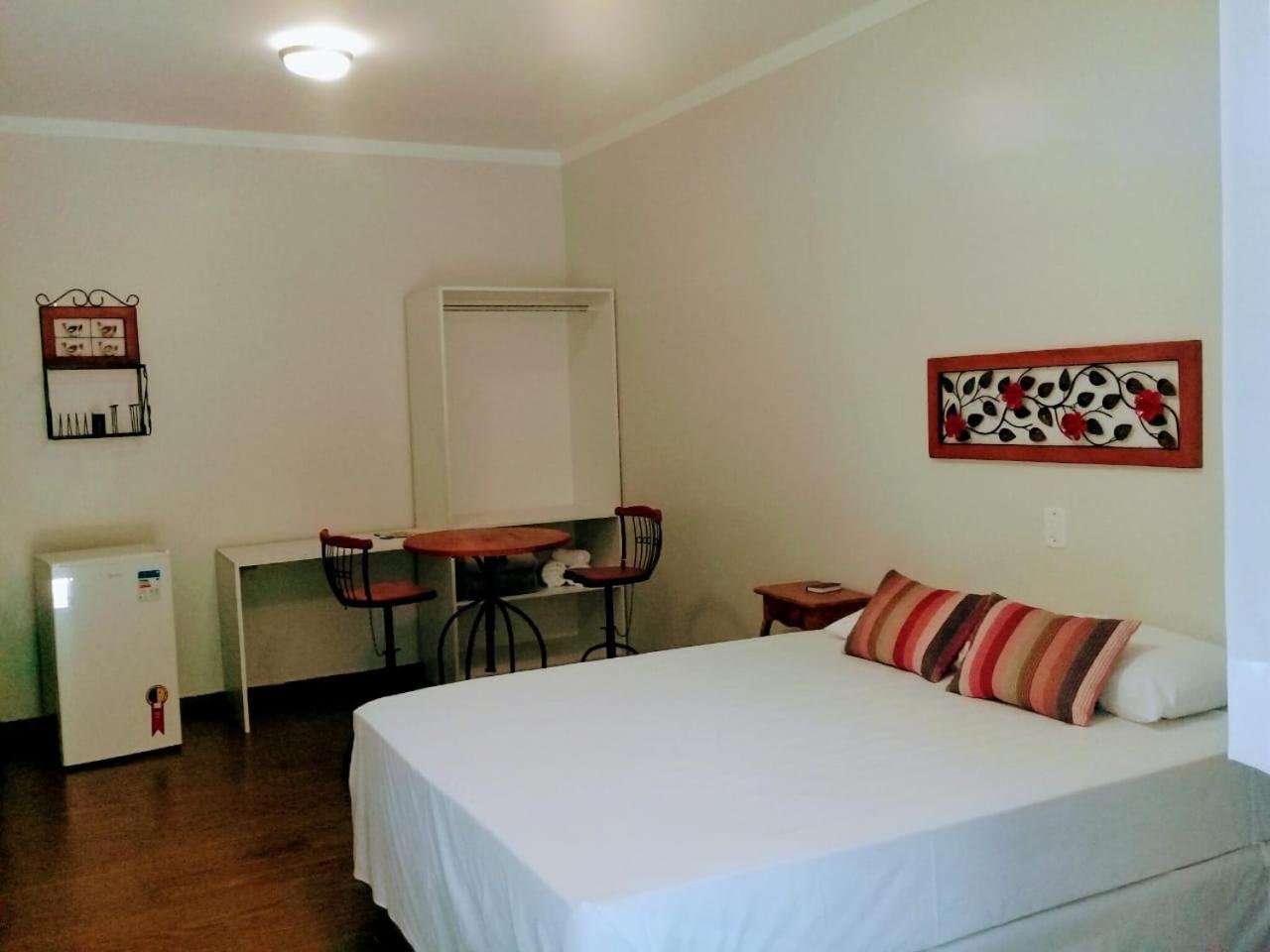 Basic Triple Room photo 3