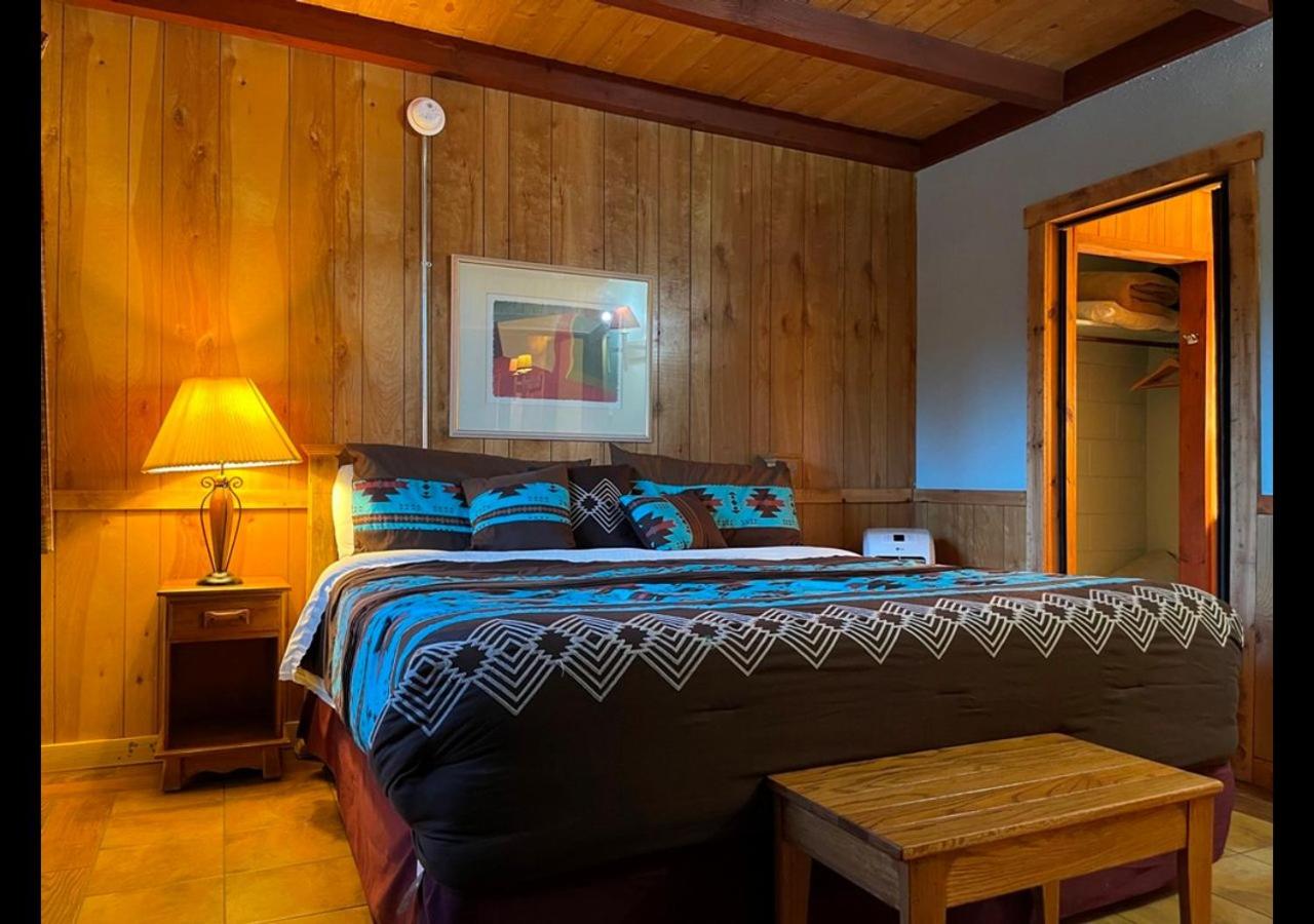 Standard King Room - Photo 1