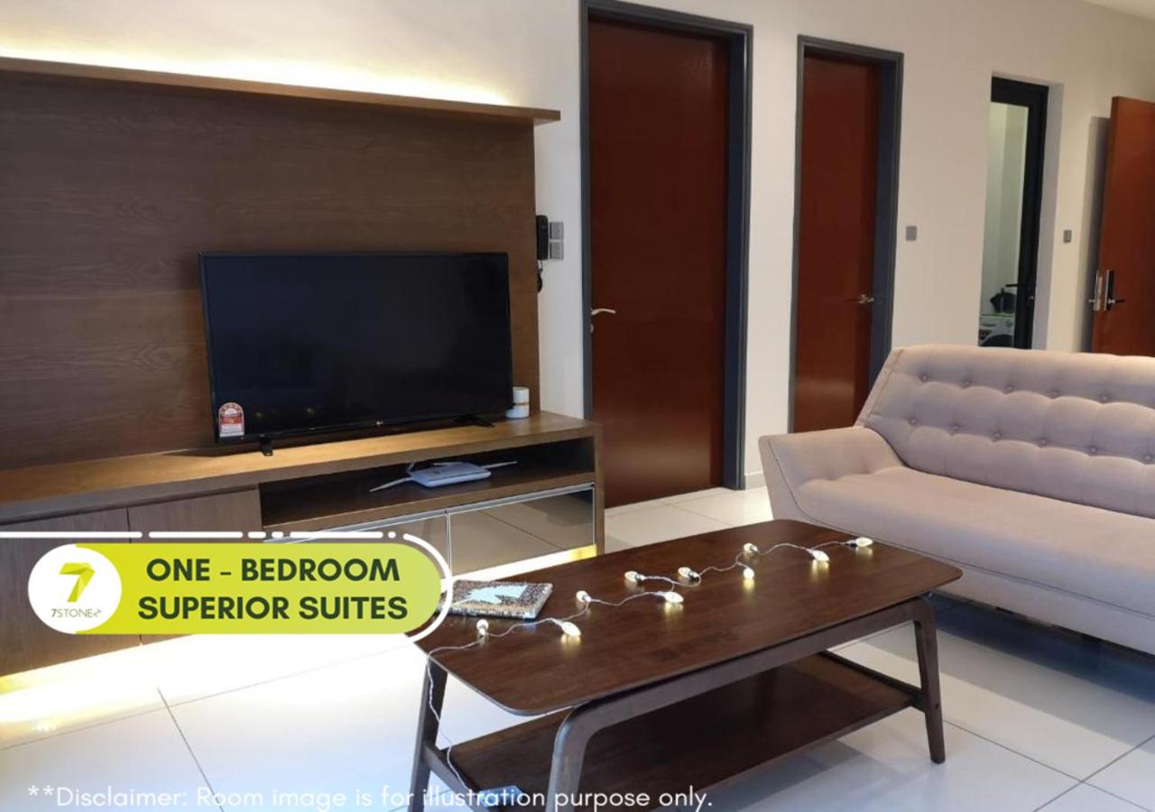 Superior King Suite (High Zone) - Photo 5