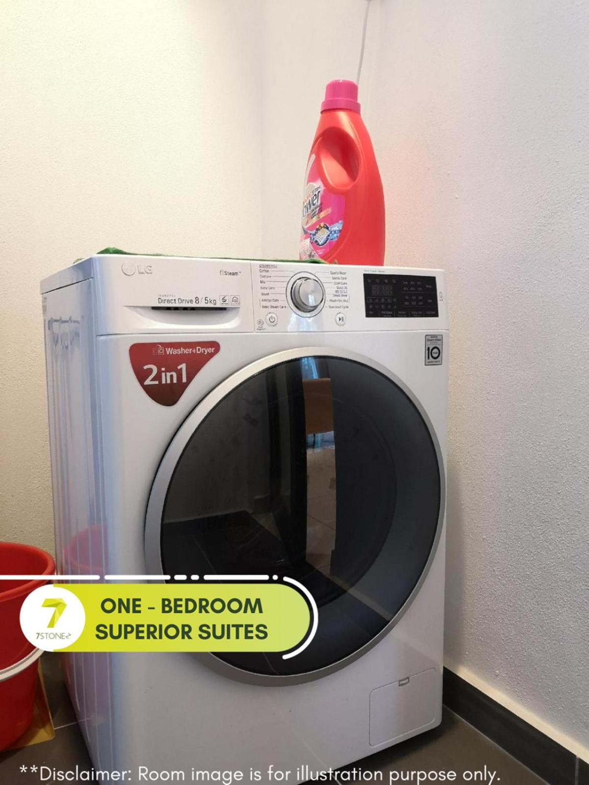 Superior King Suite (High Zone) - Photo 8