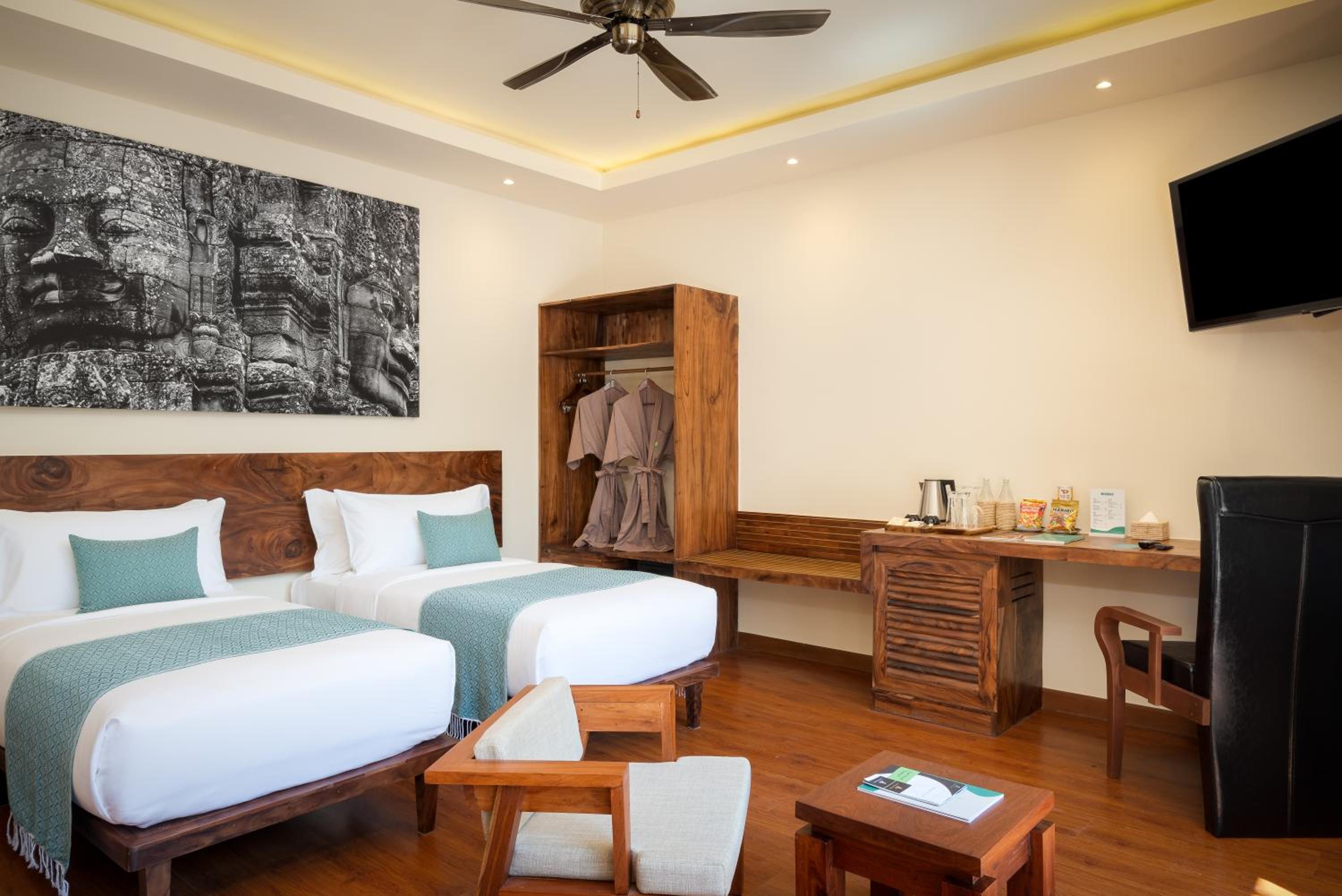 Premier Deluxe Twin Room  - Photo 4