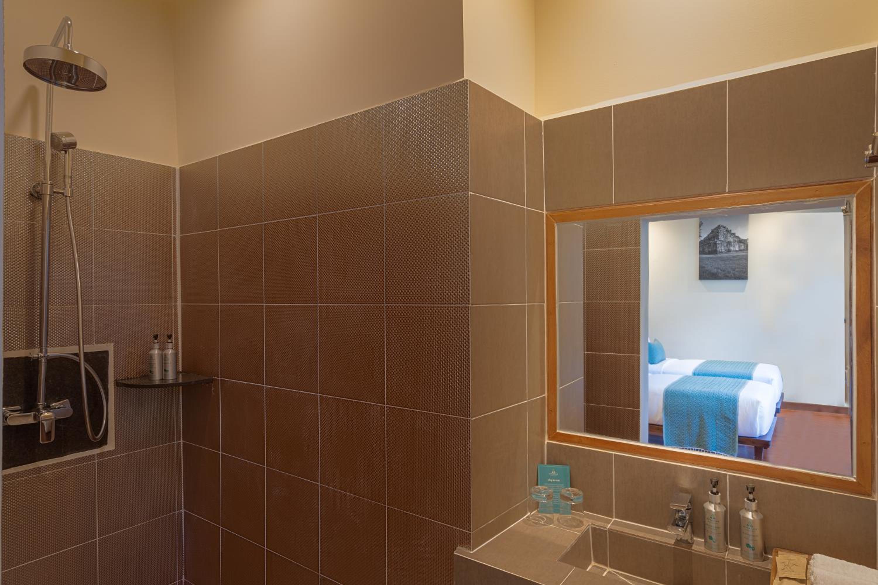 Premier Deluxe Twin Room  - Photo 3