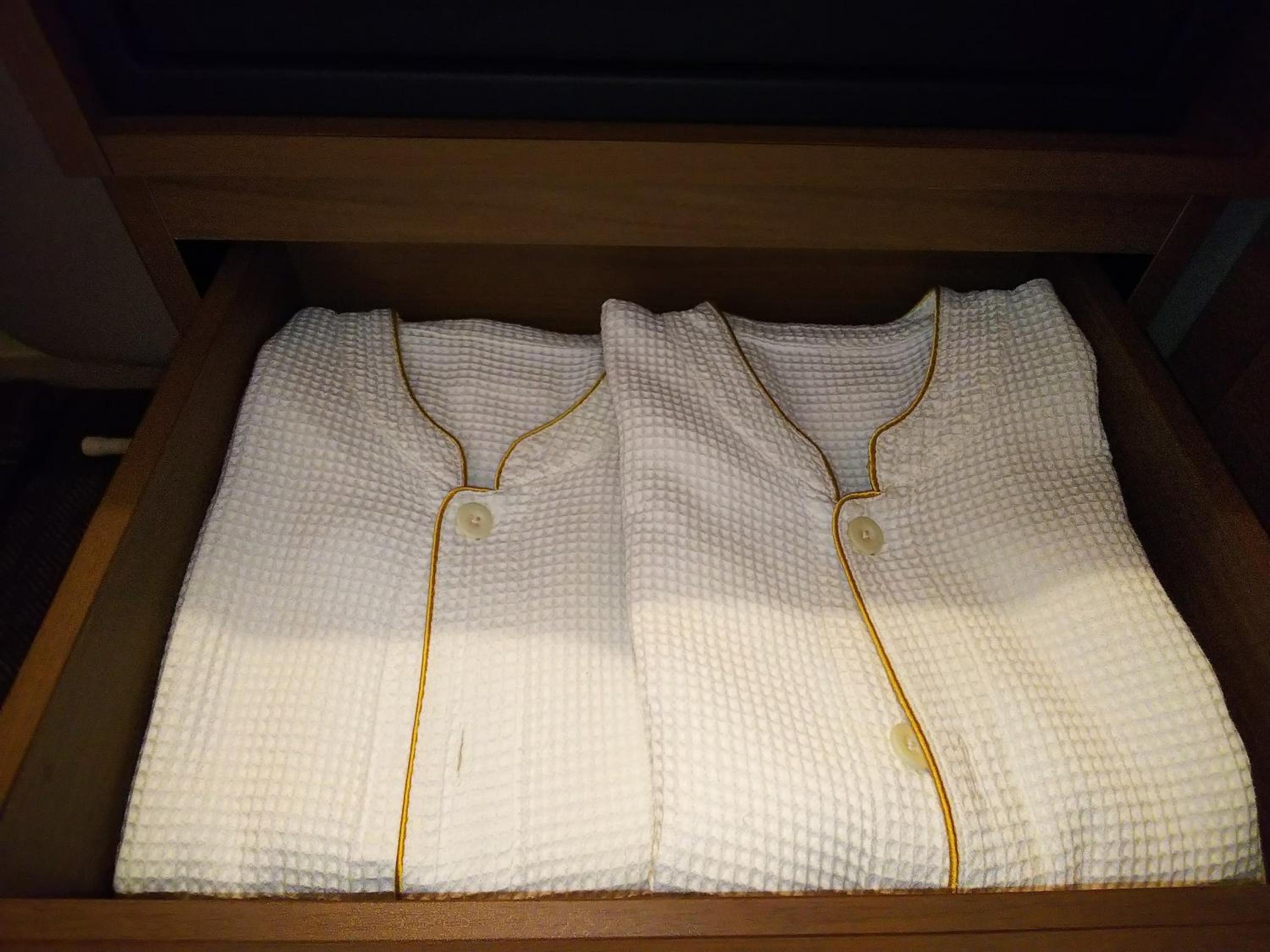 Premium Corner Twin Room with Nagoya Station View &Club Lounge Access ( 4 adult ) photo 3