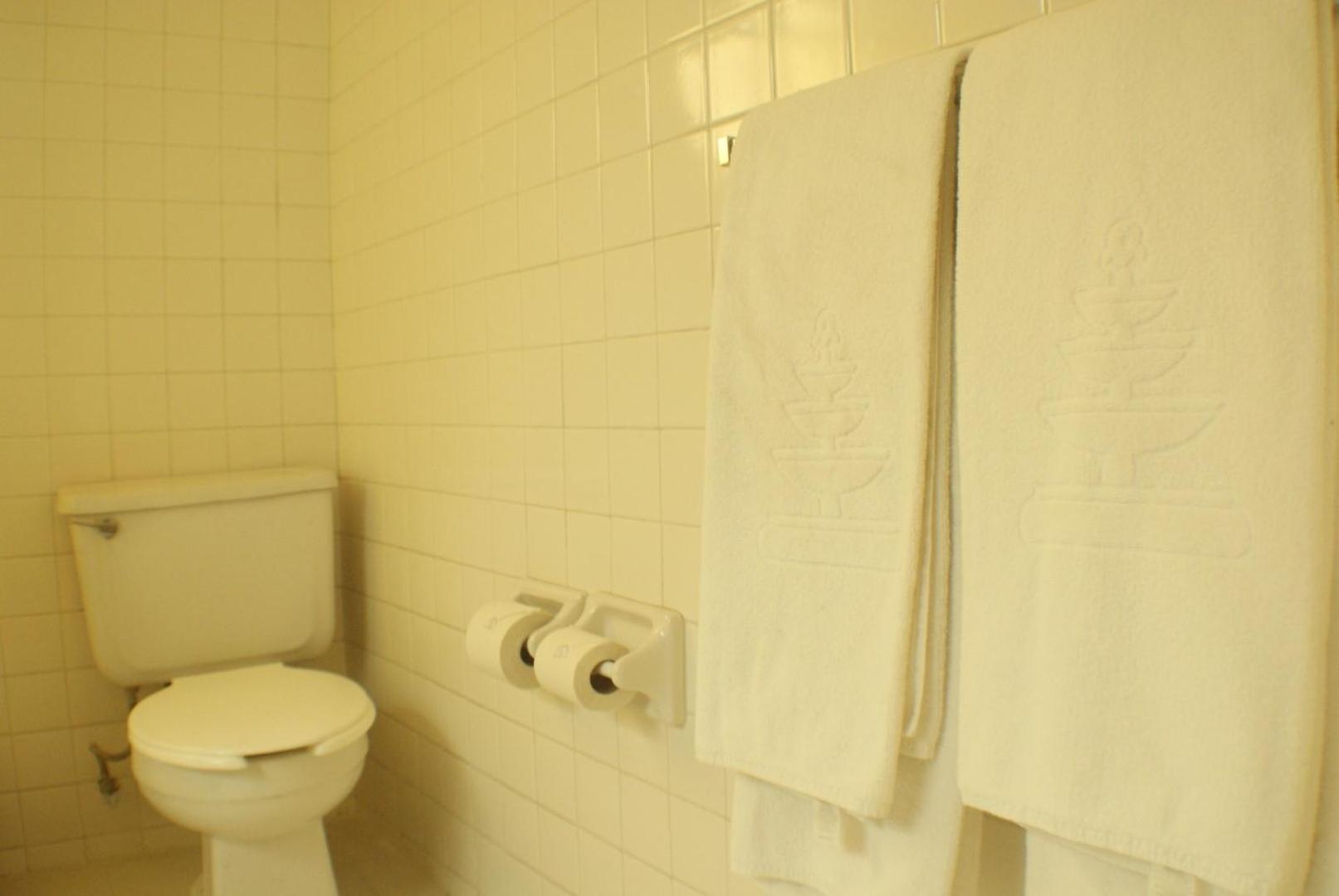 Standard Double Room - Photo 2