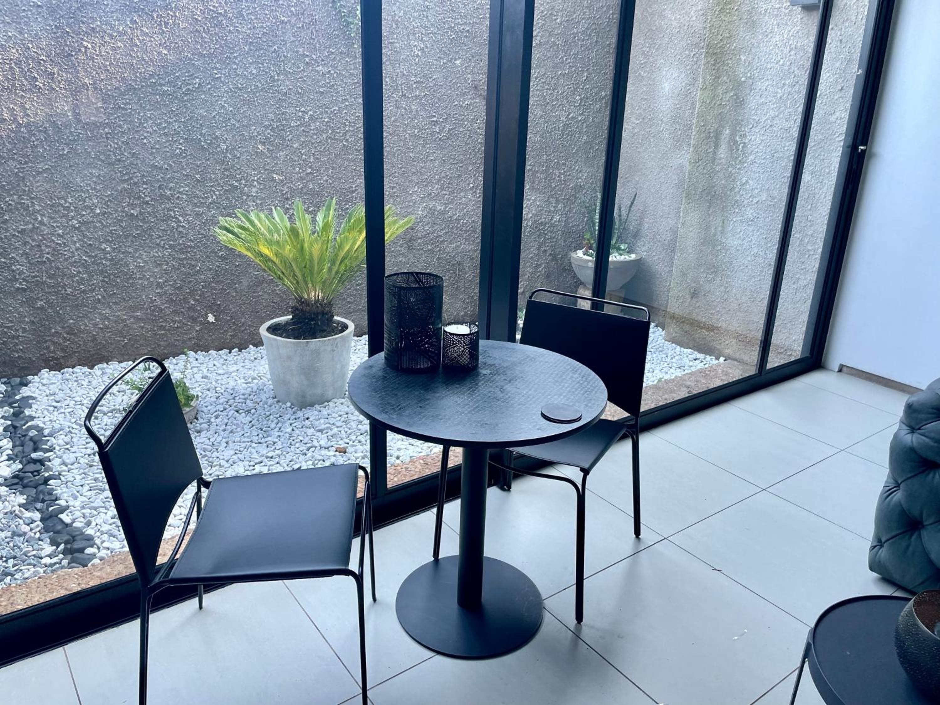 Apartment with Garden View - Photo 1