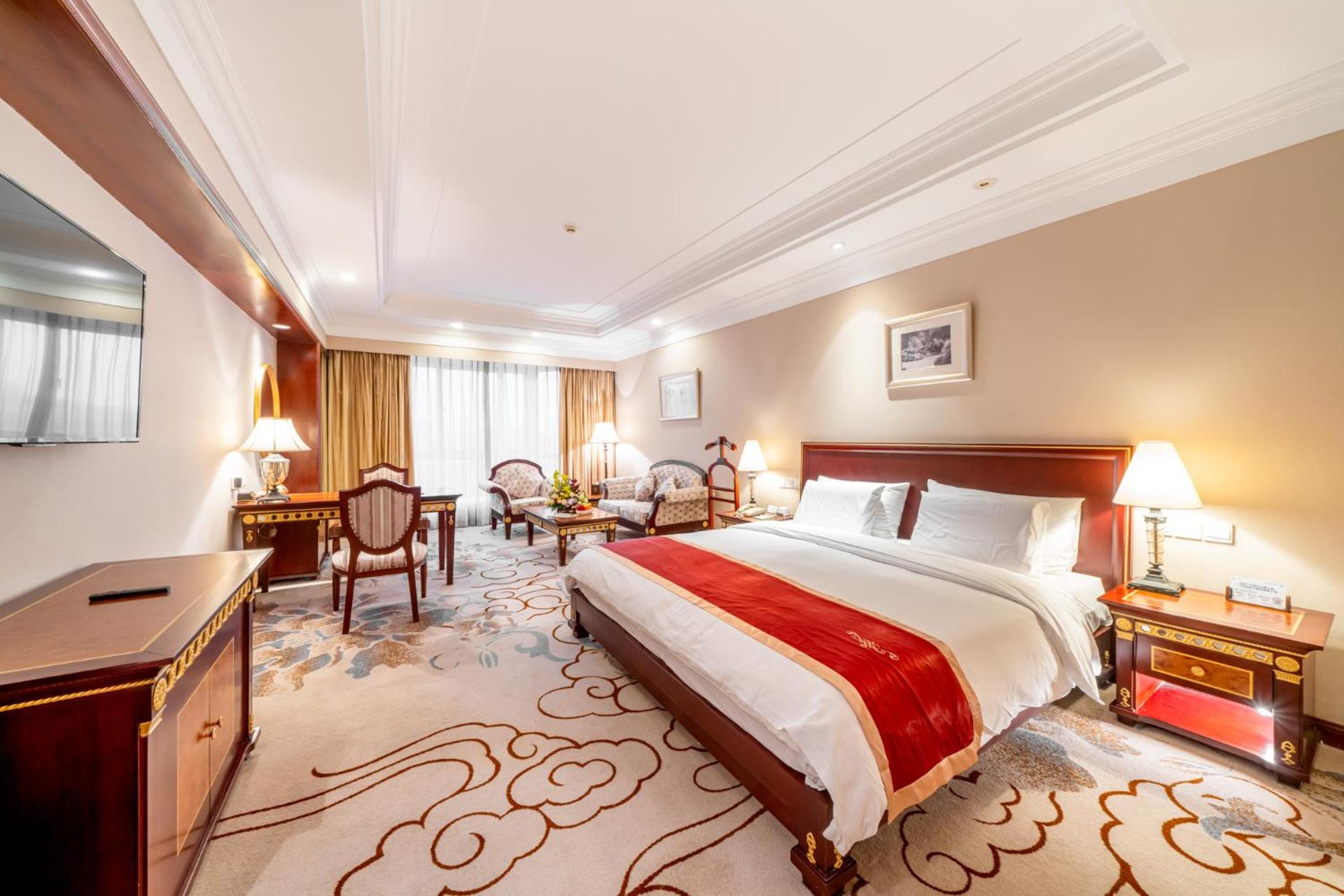 Deluxe King Room