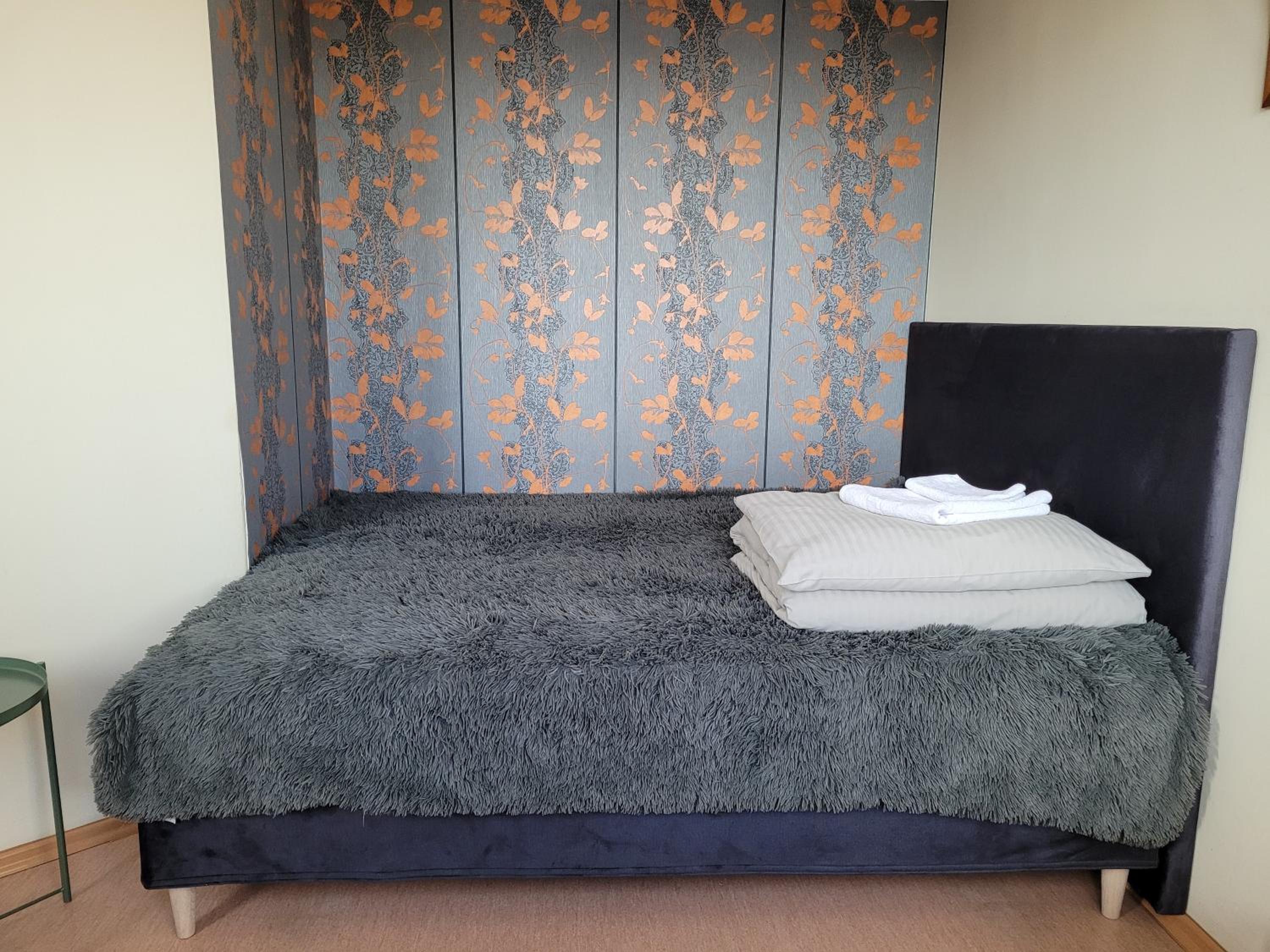 Studio Apartment - Photo 6
