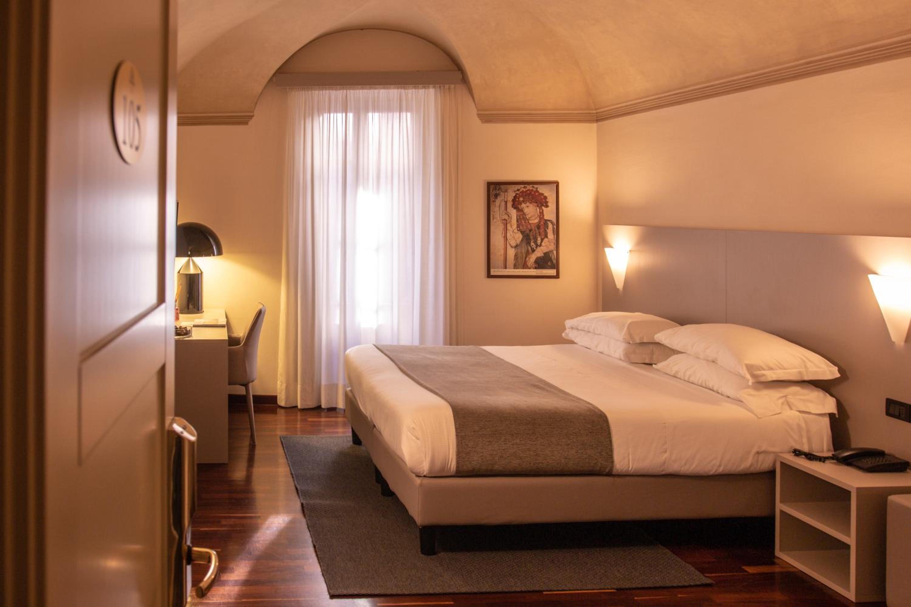 Superior Double Room - Photo 8