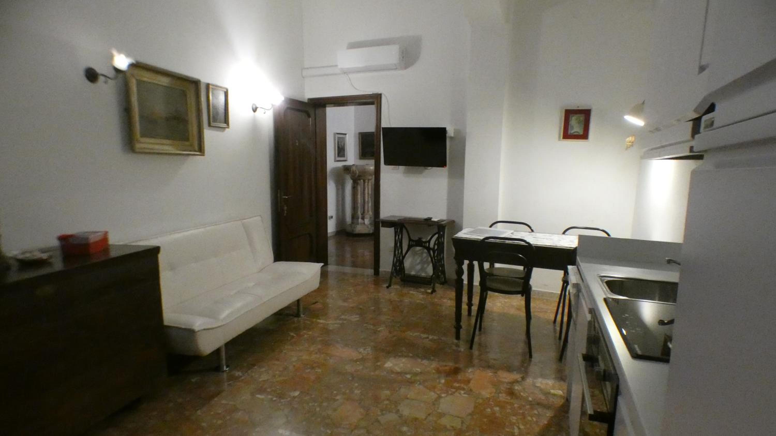 Apartment with Canal View photo 2