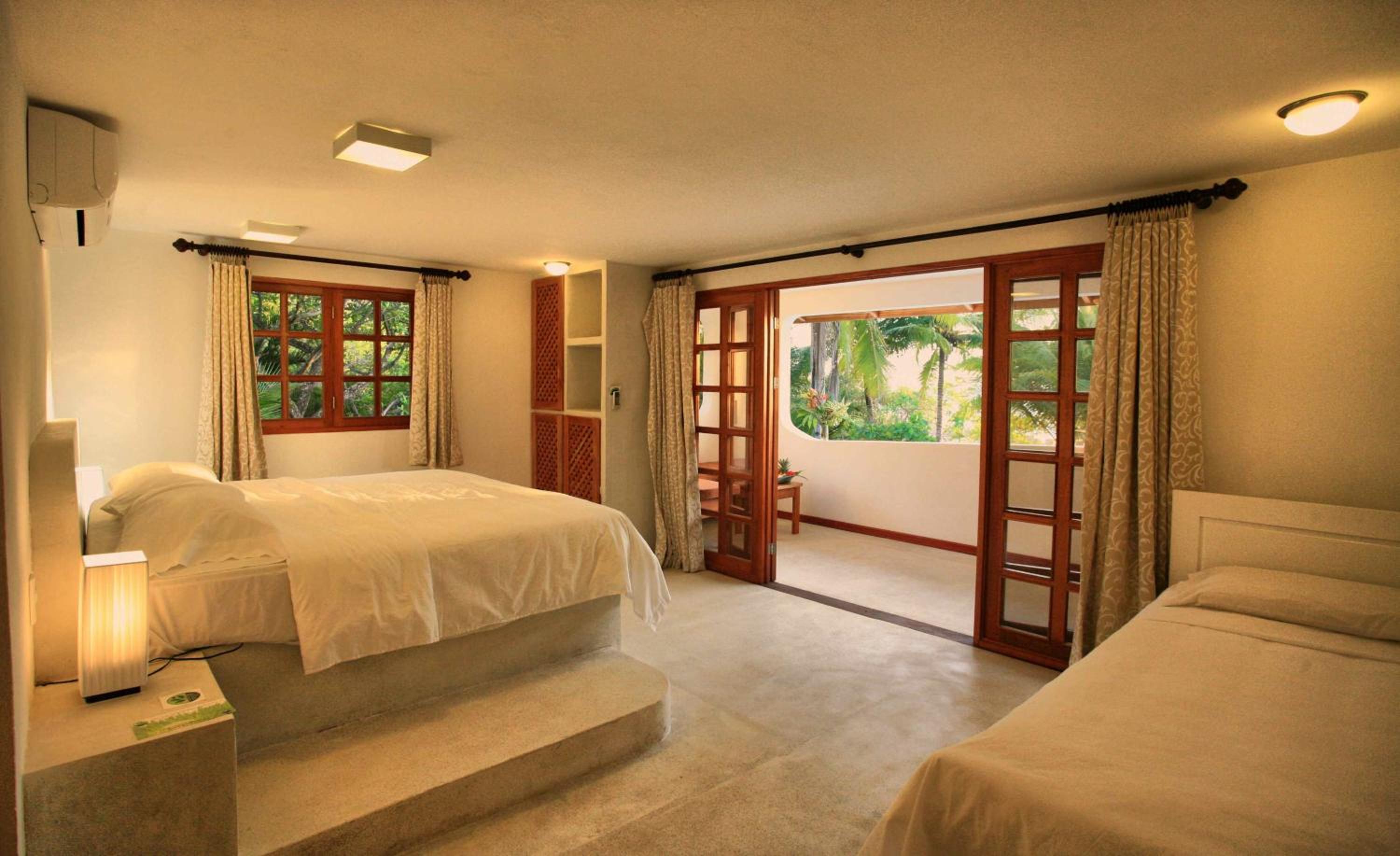 Beach Front Superior Room photo 1