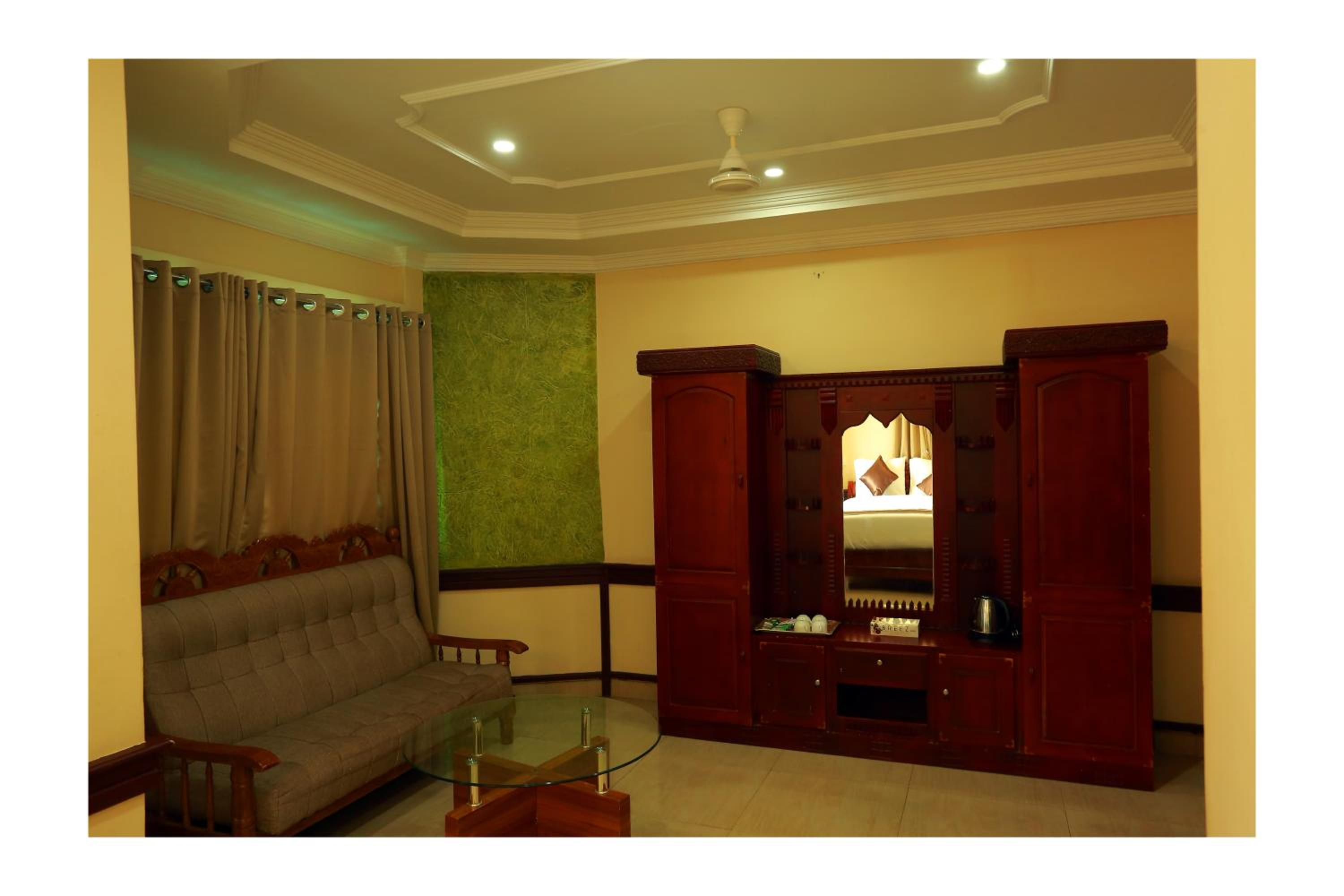 Suite with Balcony photo 2