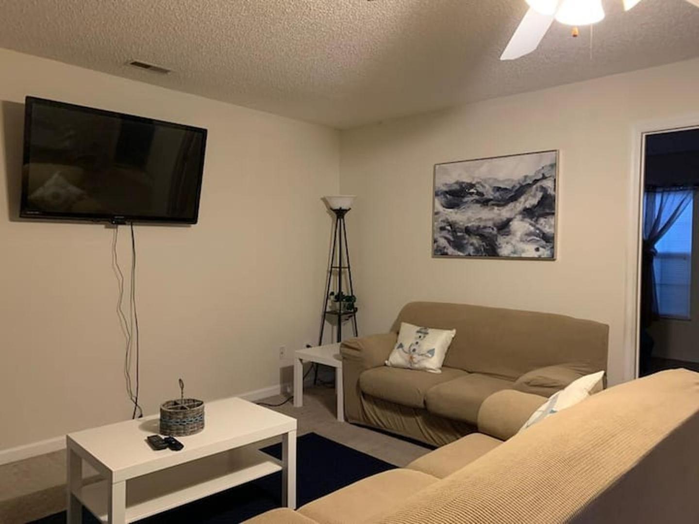 Four-Bedroom House photo 2