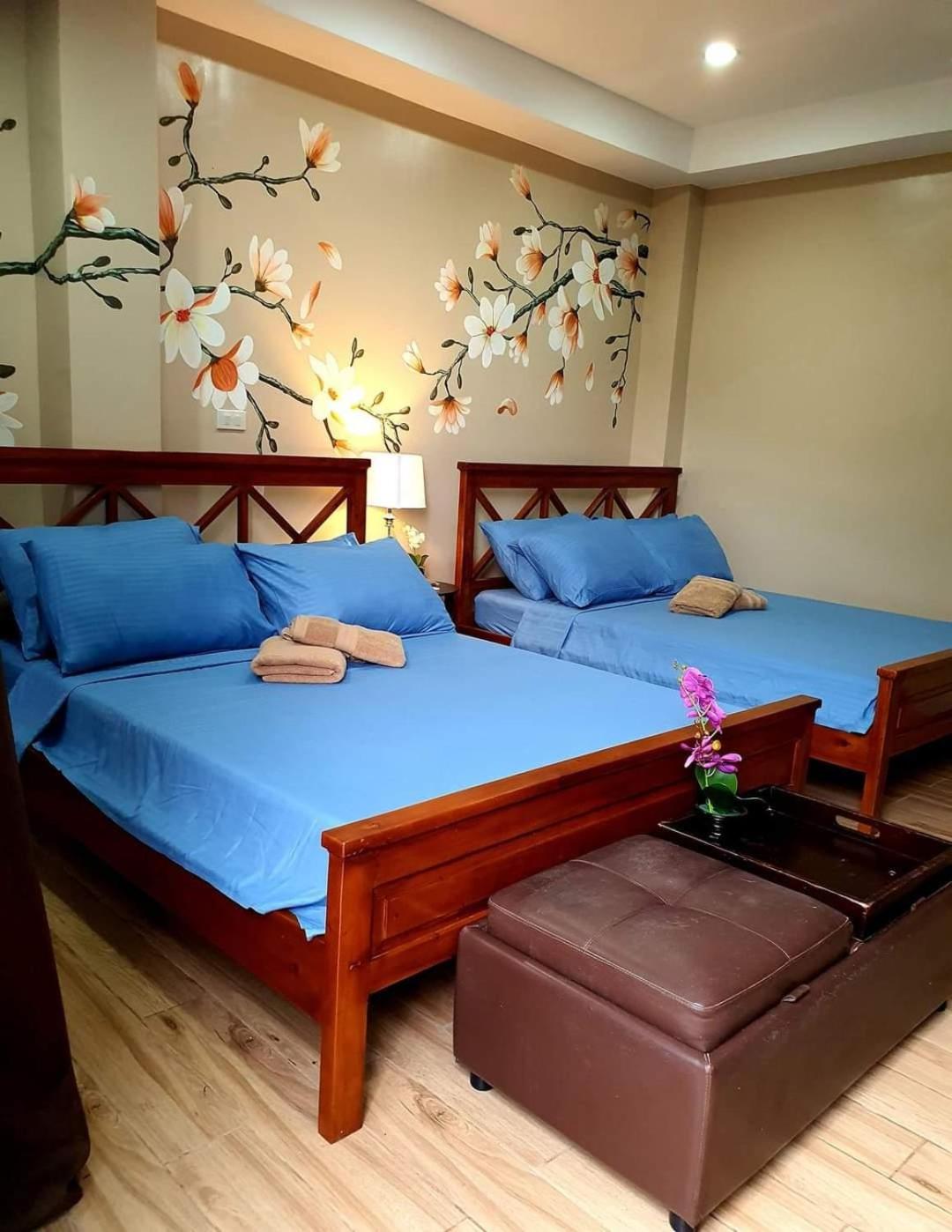 Deluxe Family Suite photo 1