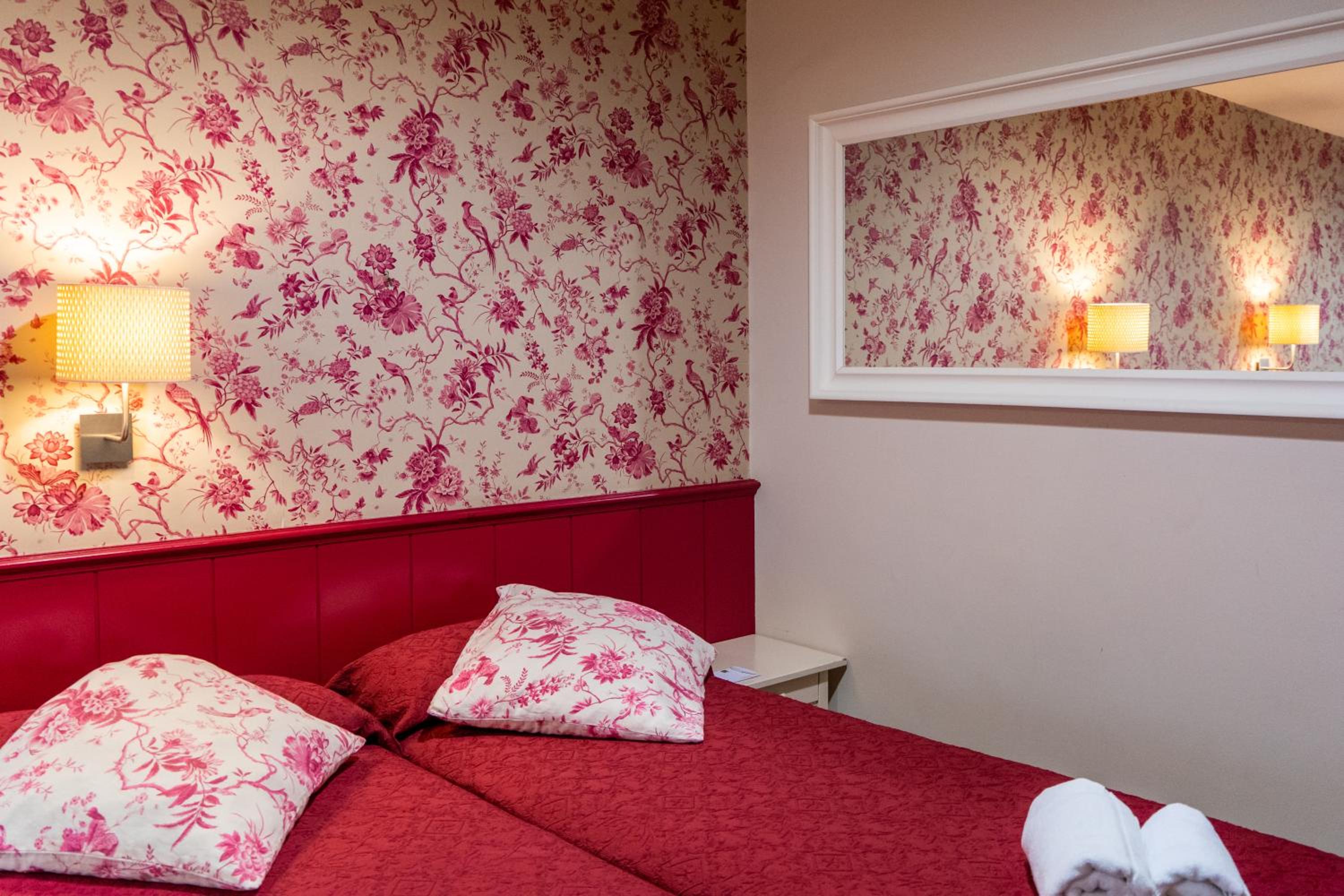 Double or Twin Room - Photo 20