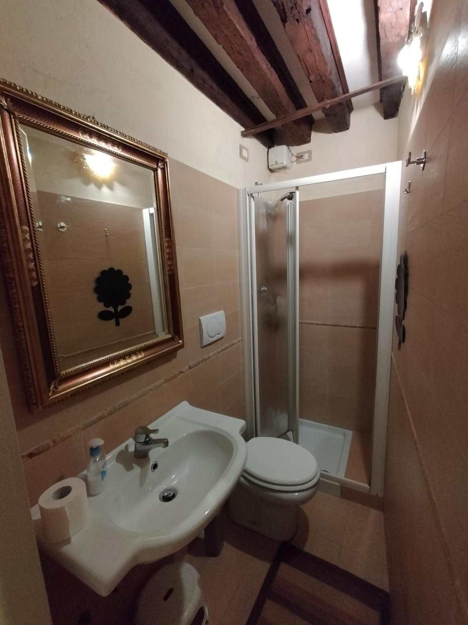 Apartment - Ground Floor photo 2