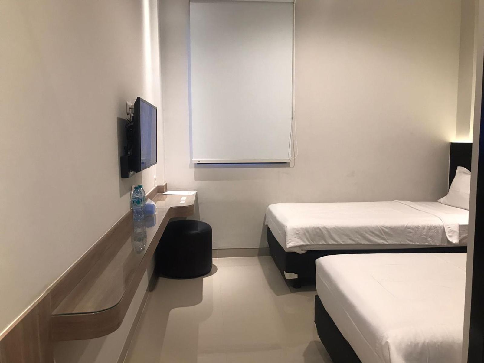 Budget Twin Room photo 3