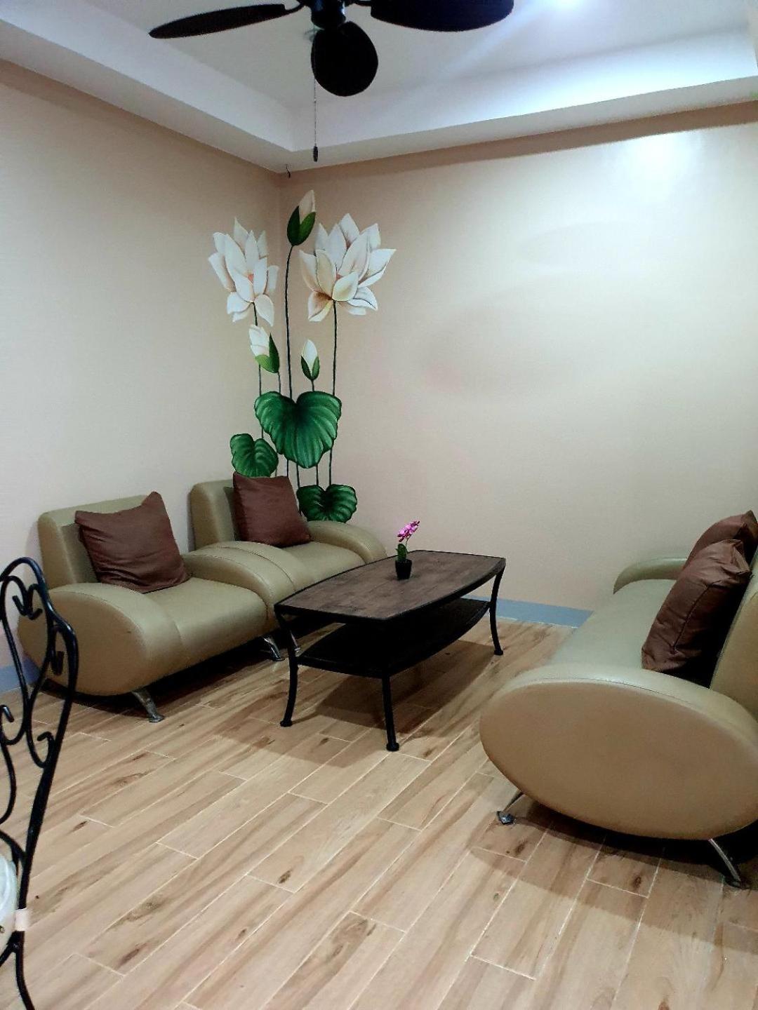Deluxe Family Suite photo 2
