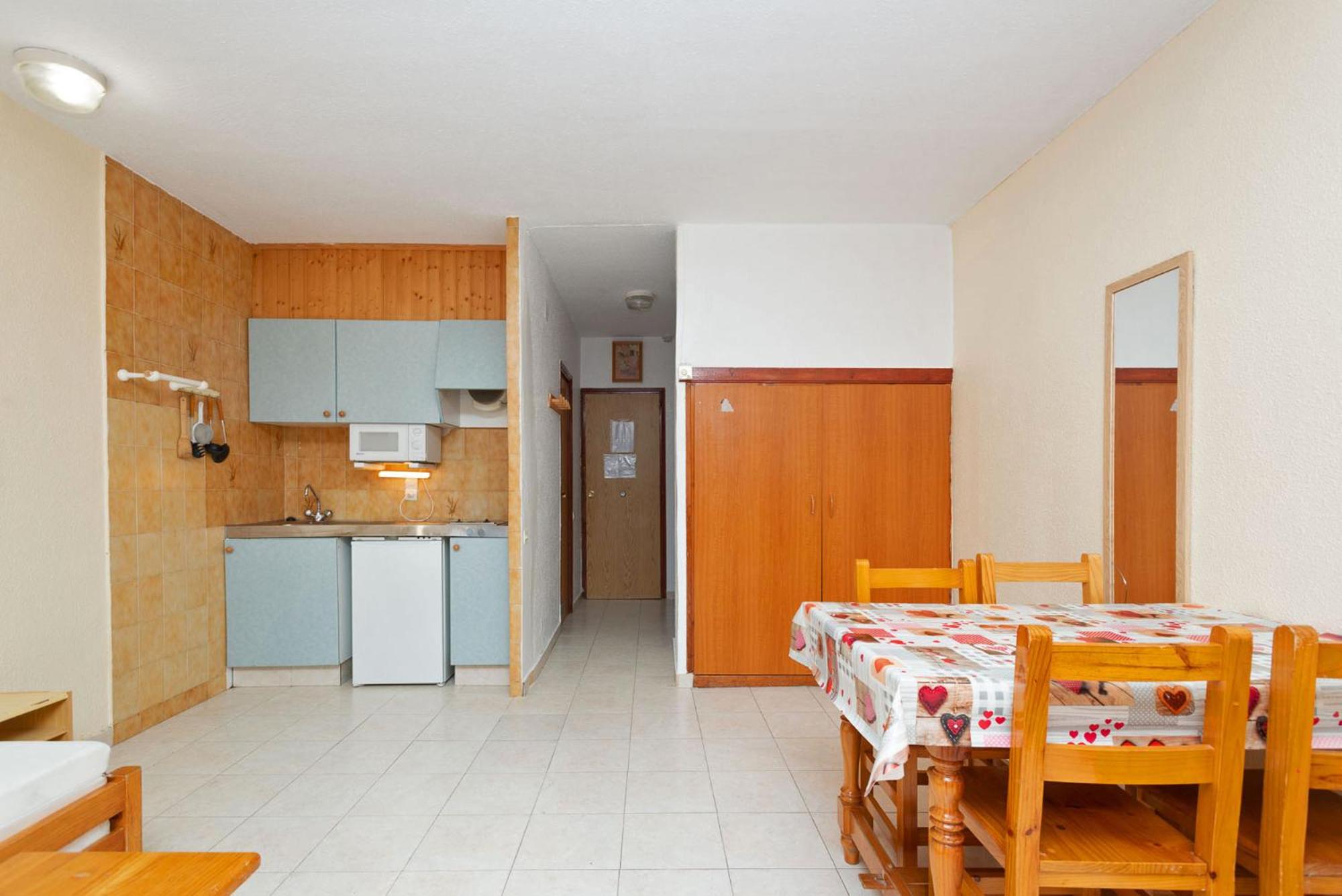 Studio (2 Adults) photo 1