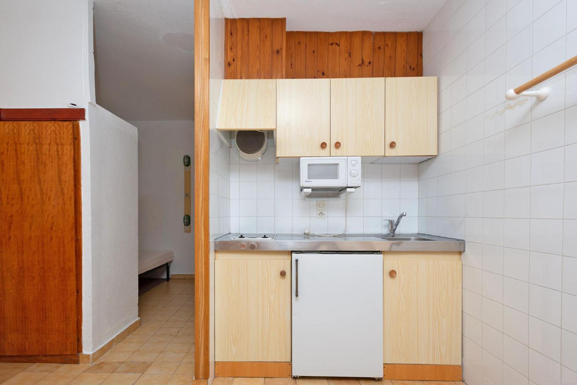 Studio (2 Adults) photo 3