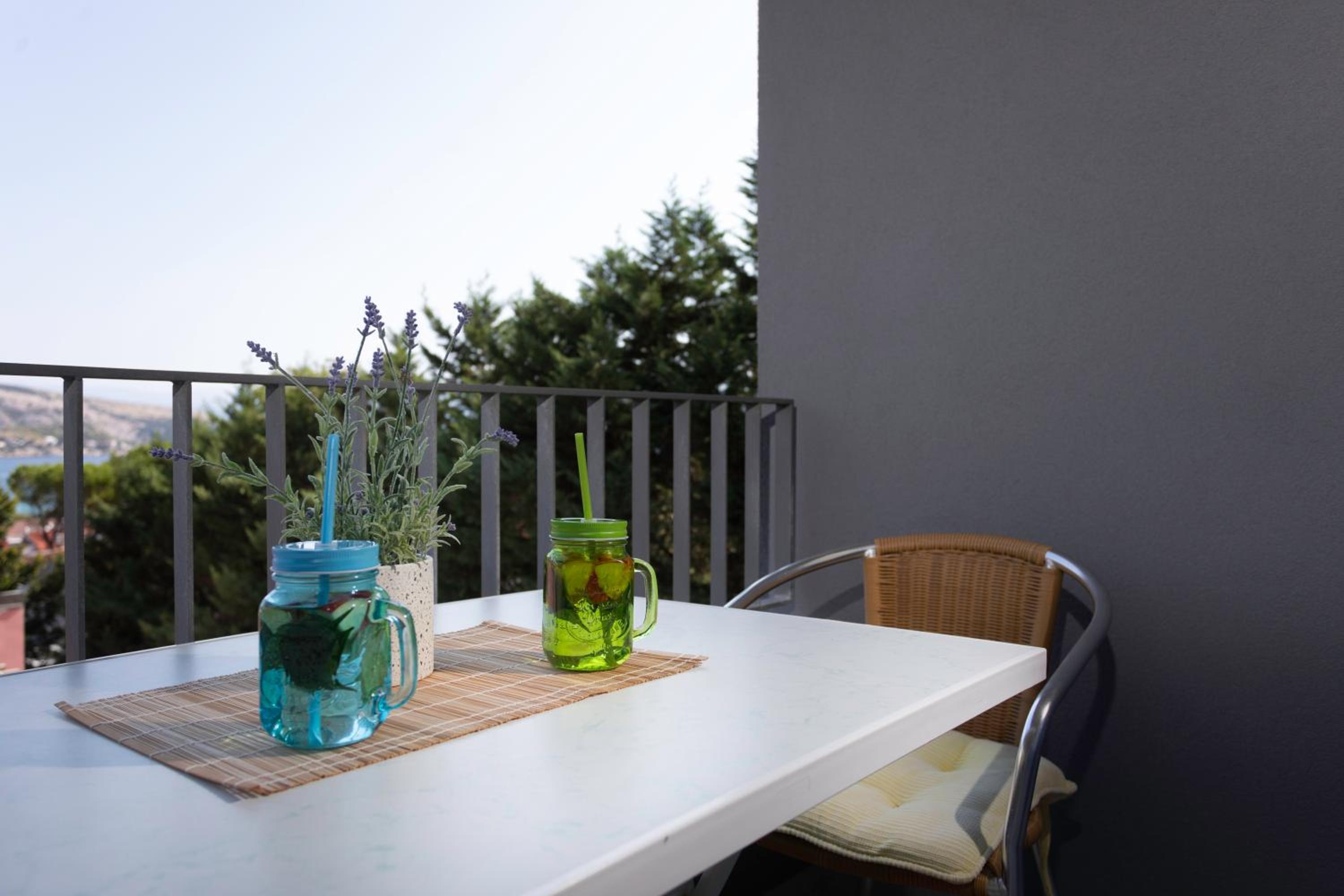 Apartment with Sea View photo 3