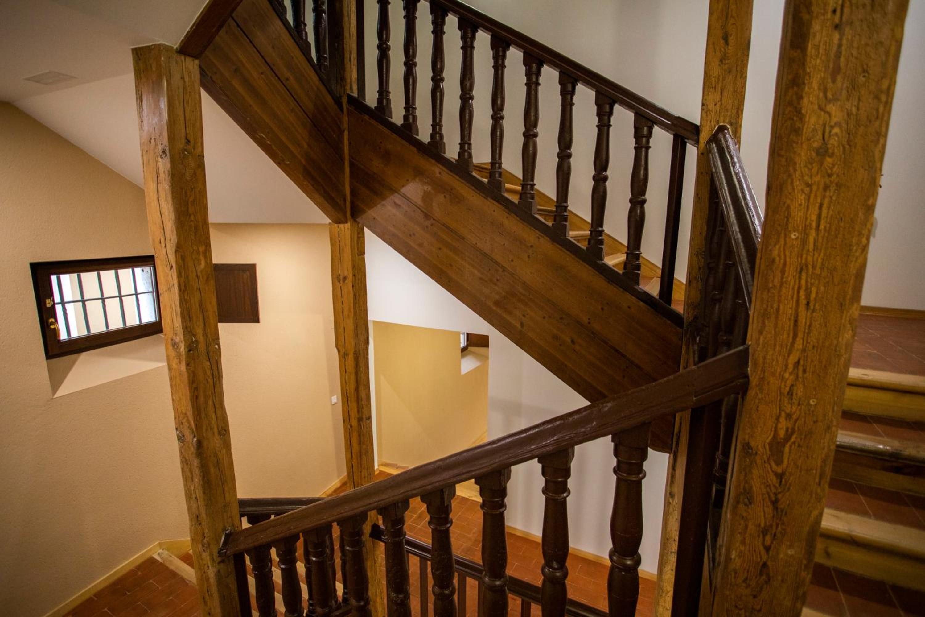 Apartment with Balcony - Photo 43
