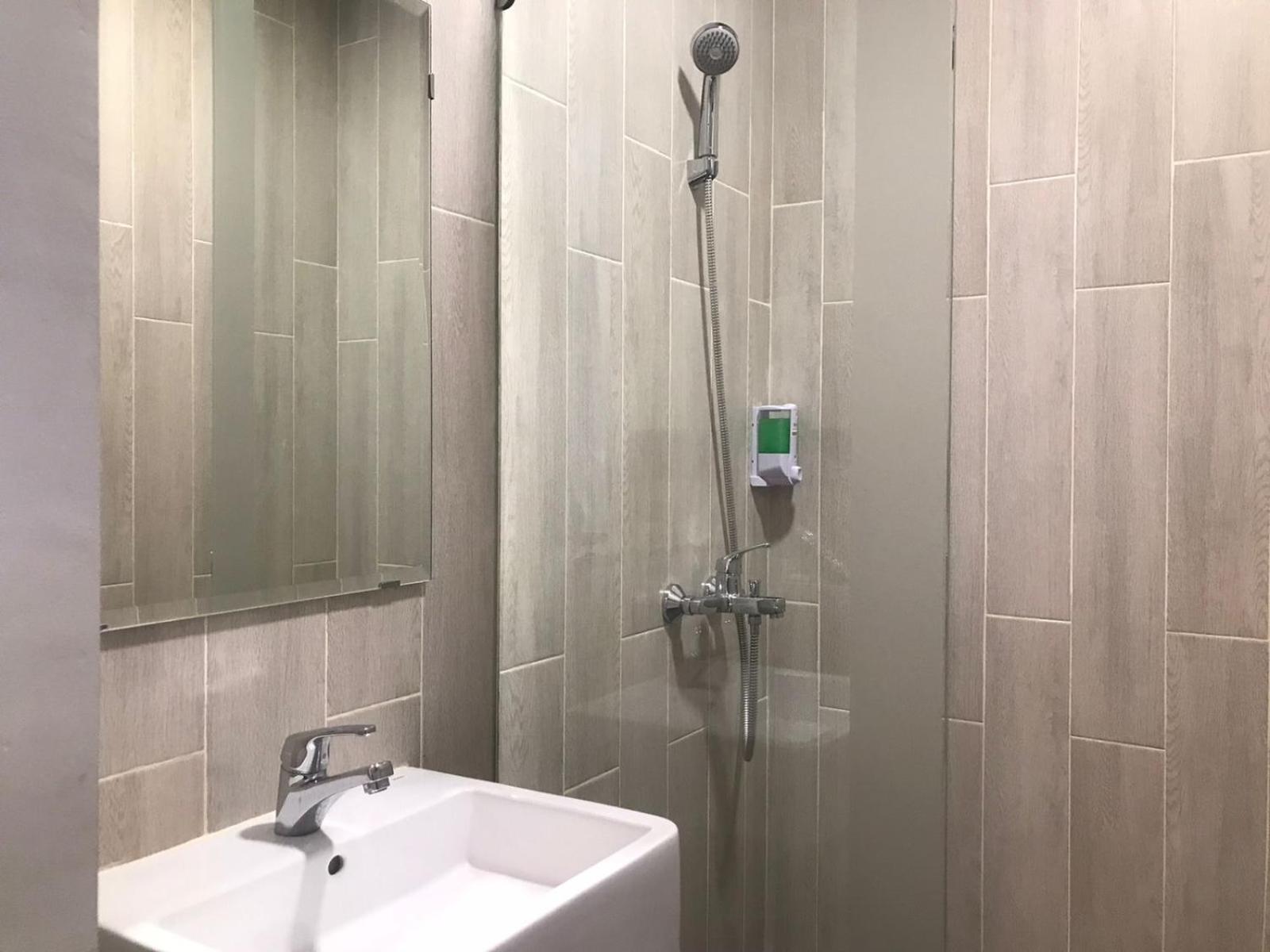 Double Or Twin Room - Photo 2