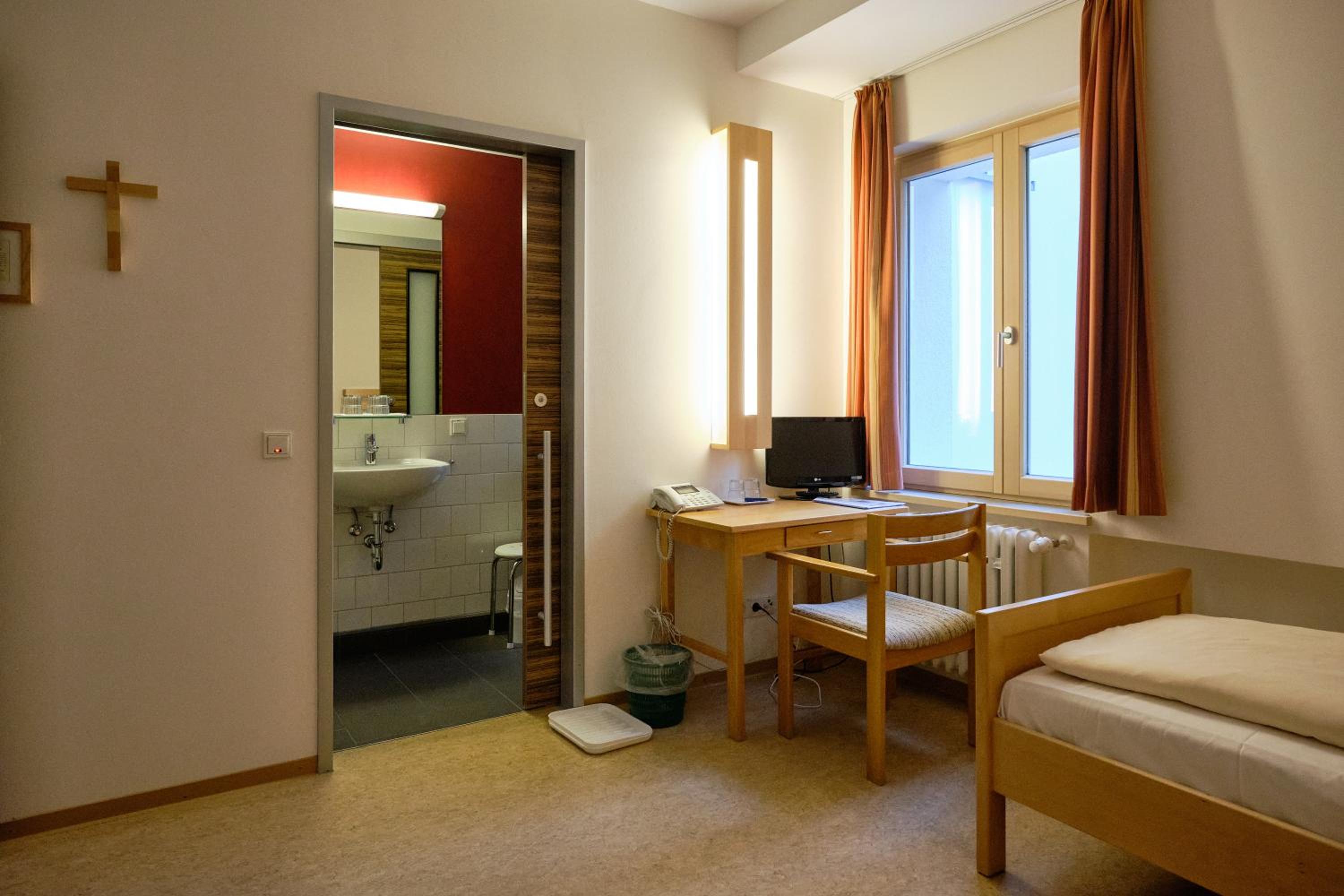 Standard Single Room photo 3