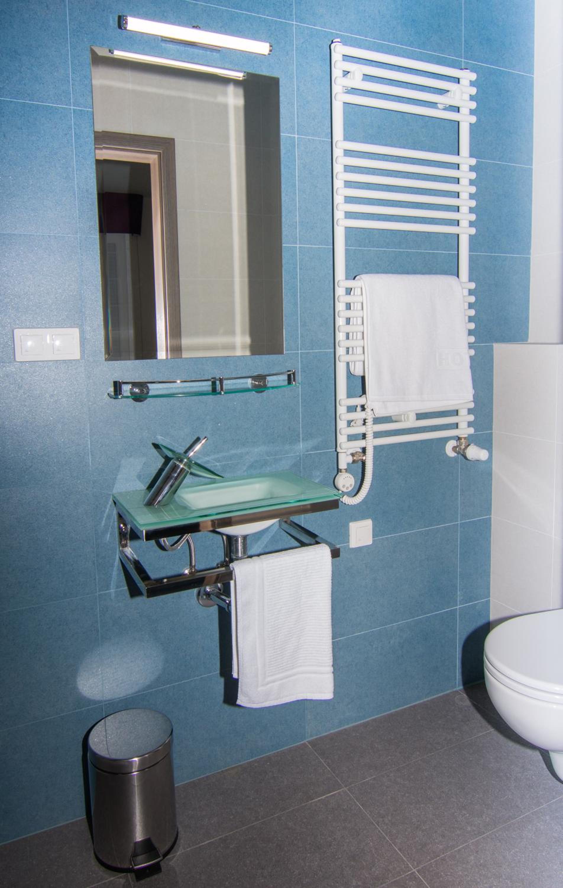 Small Twin Room photo 1
