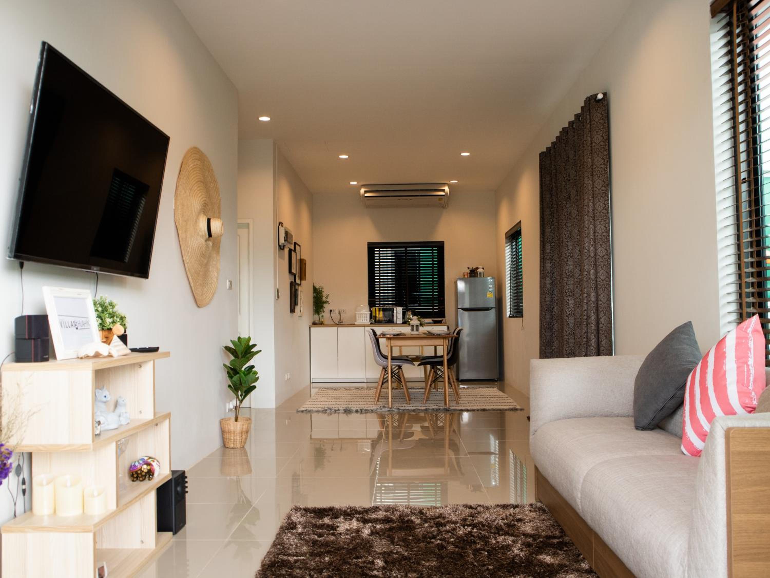 Two-Bedroom Villa - Photo 4