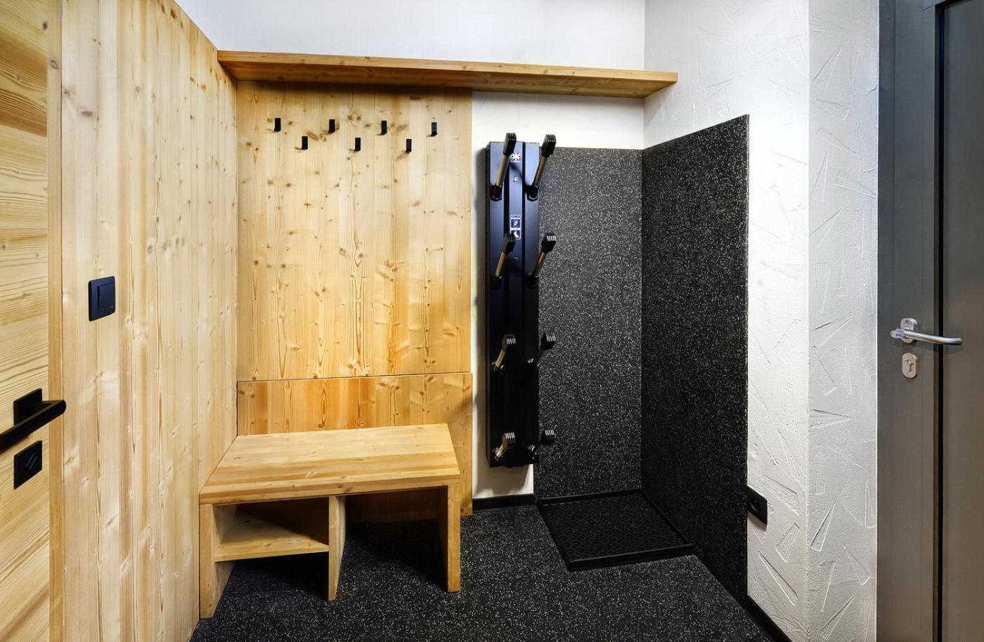 Apartment photo 2