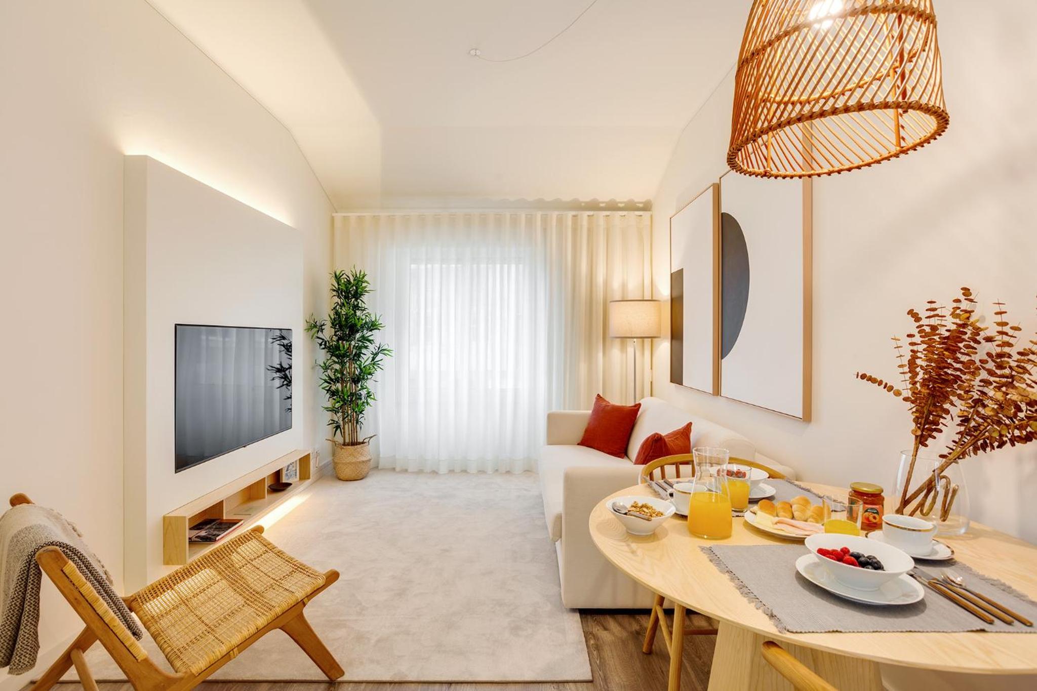 One-Bedroom Apartment