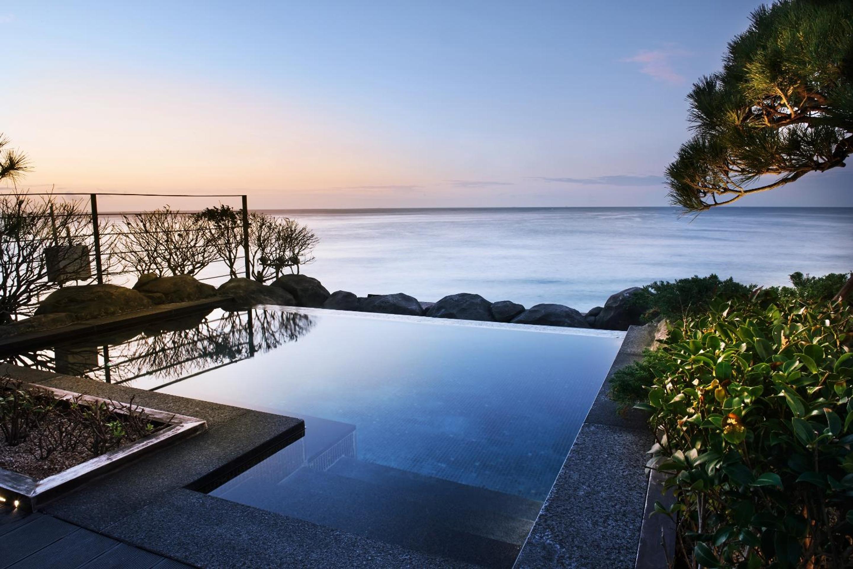 Deluxe Double Room with Sea View - Main Building - Photo 3