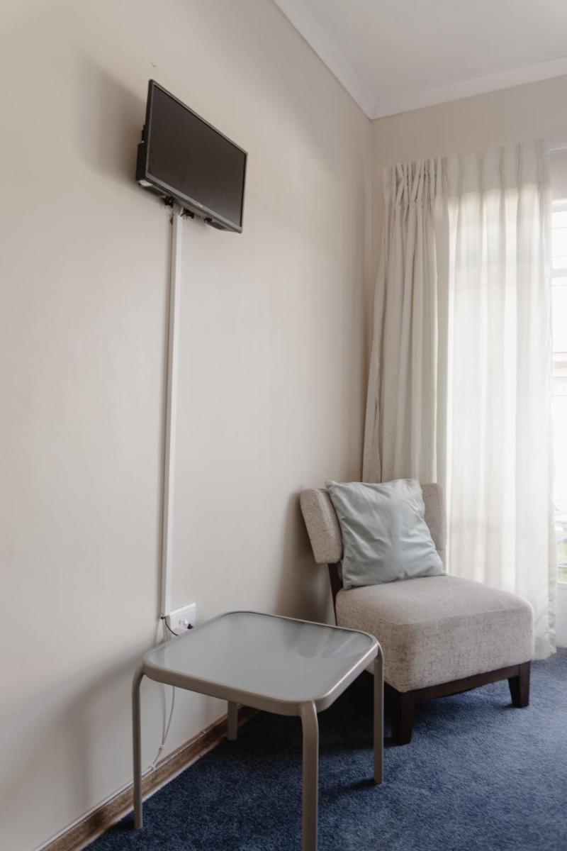 Economy Double Room photo 2
