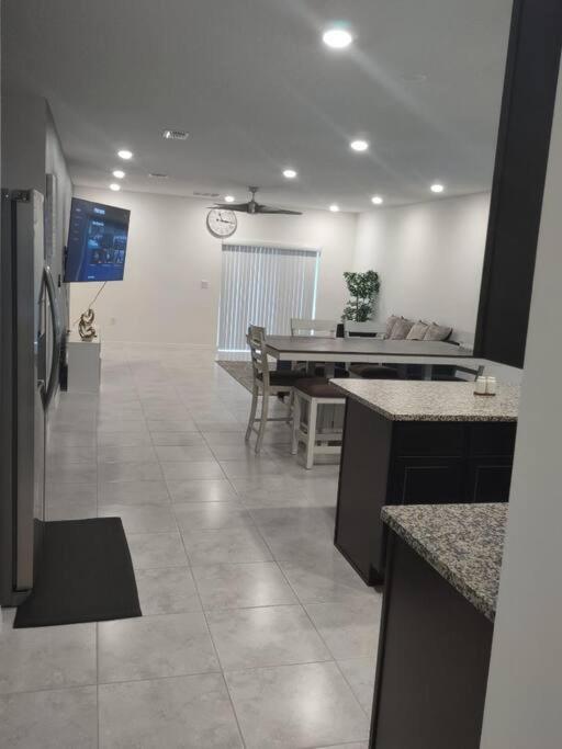 Three-Bedroom House photo 2