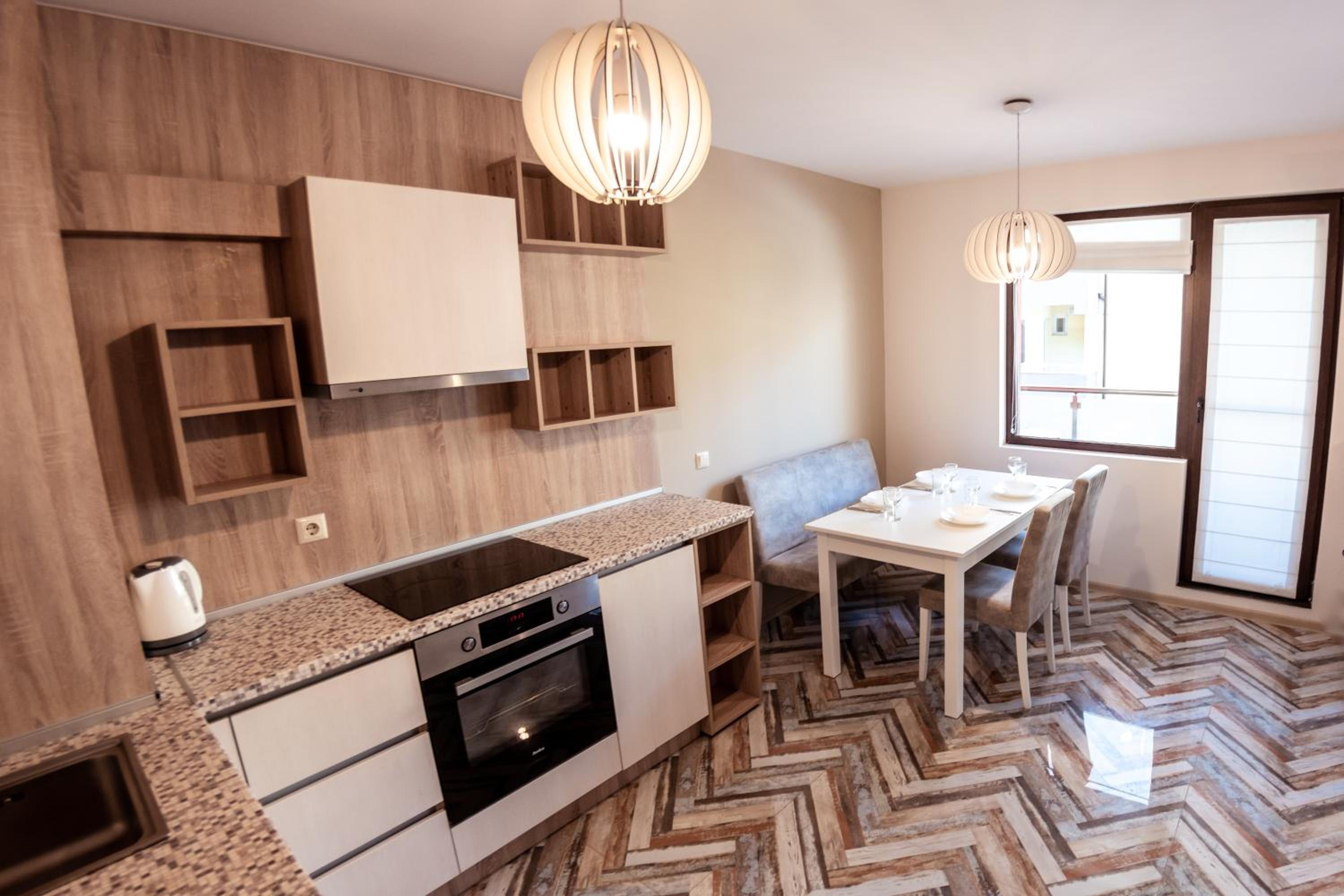 One-Bedroom Apartment - Photo 8