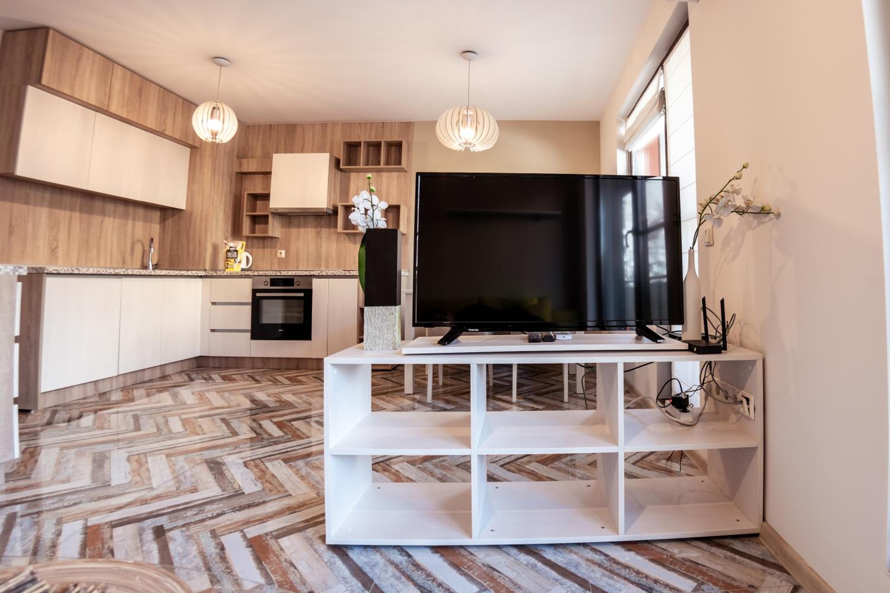 One-Bedroom Apartment - Photo 9