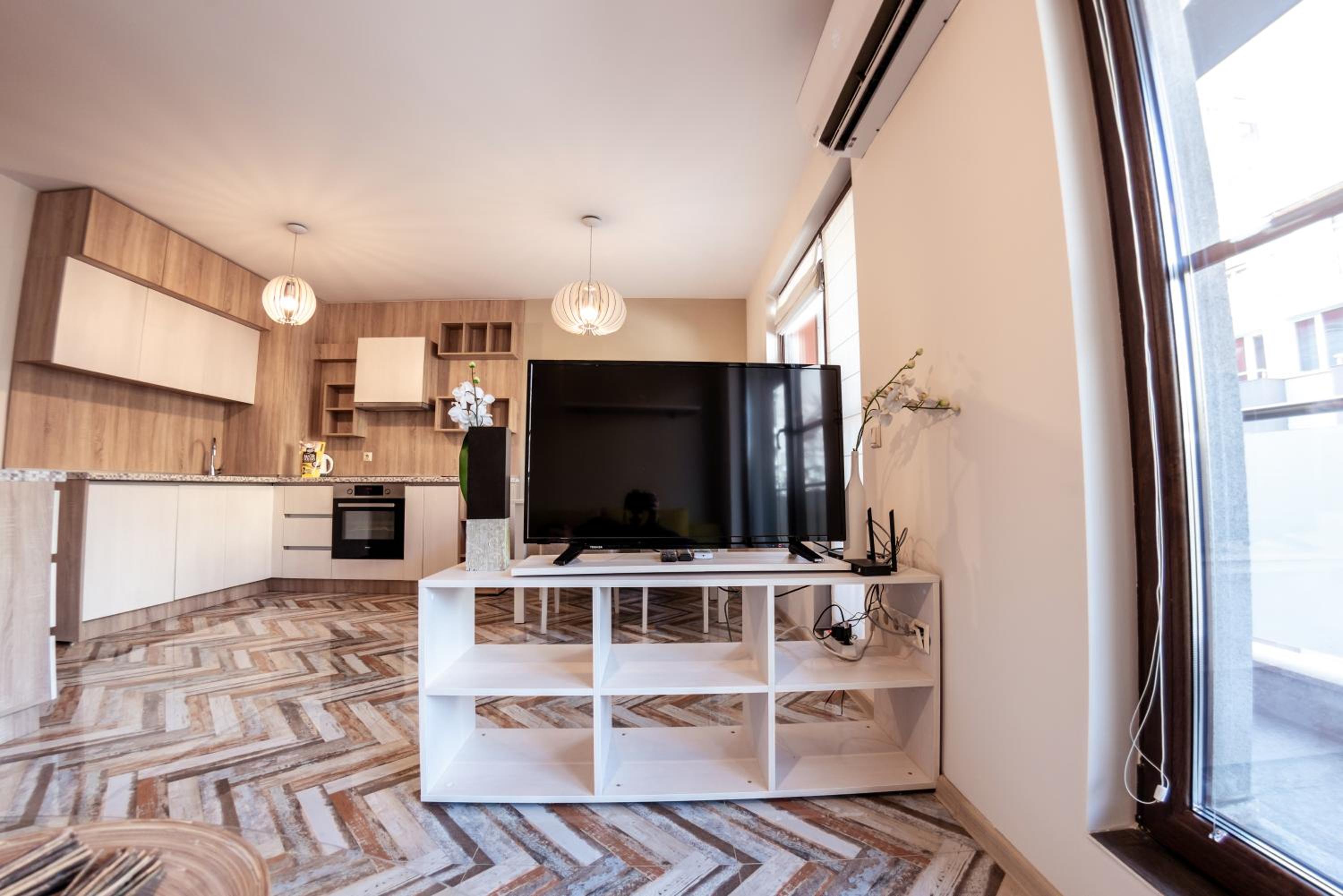 One-Bedroom Apartment - Photo 20