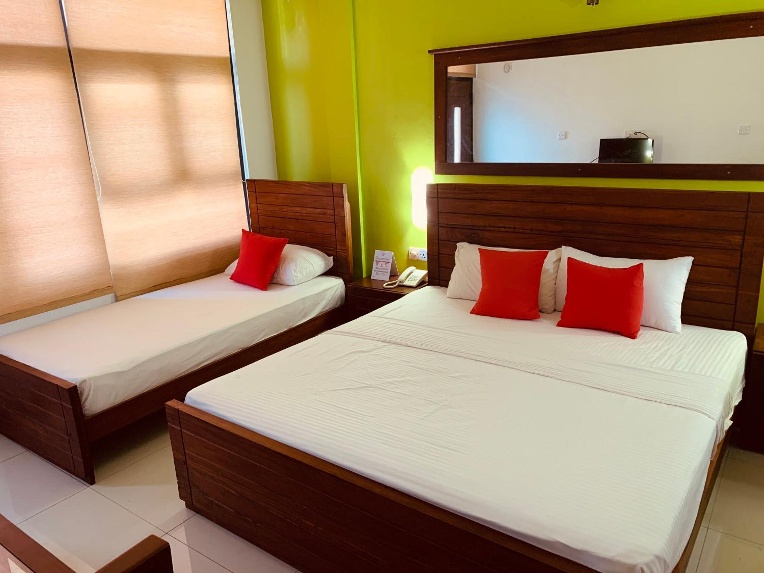 Luxury Triple Room