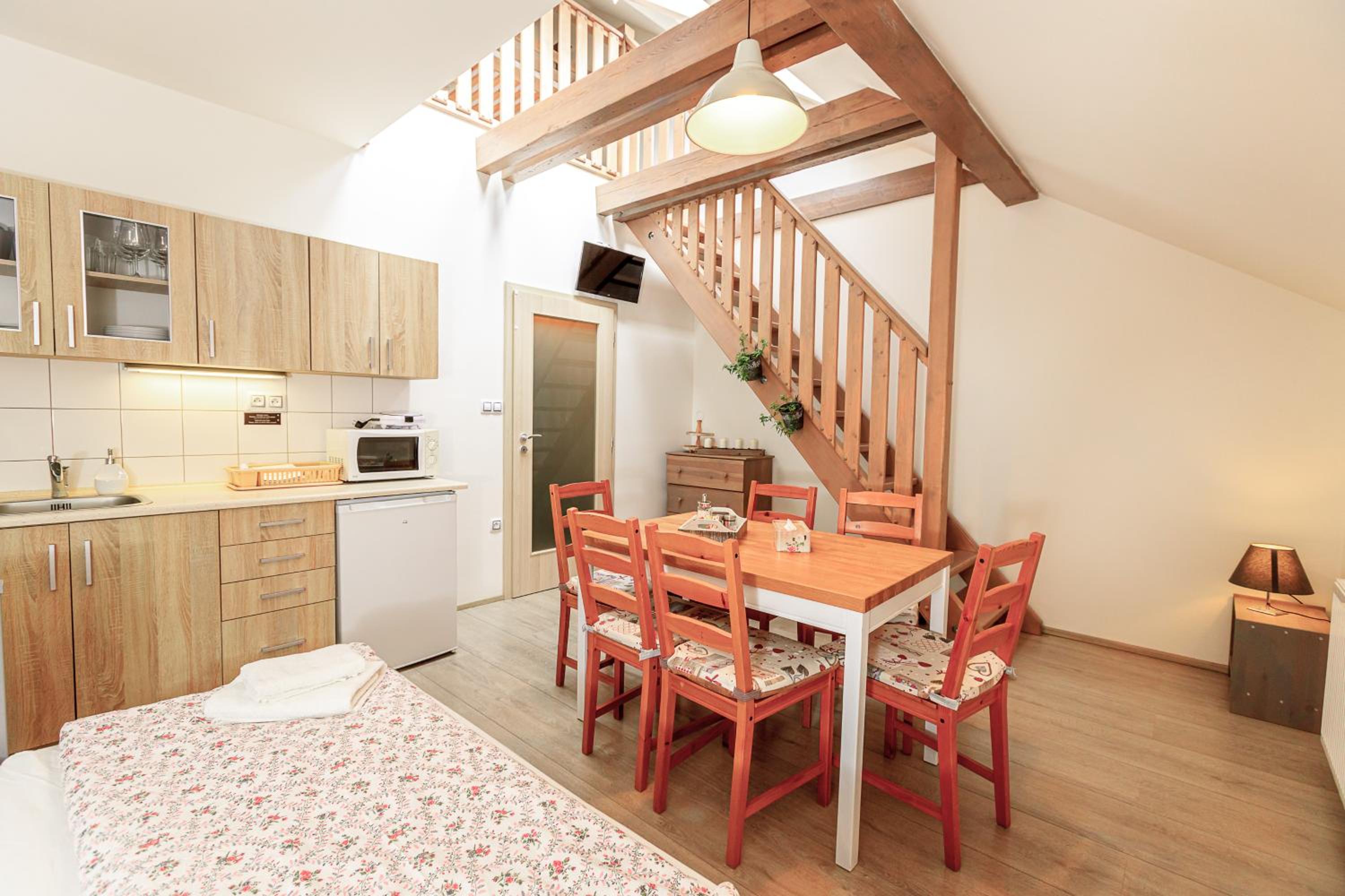 Maisonette - Photo 11