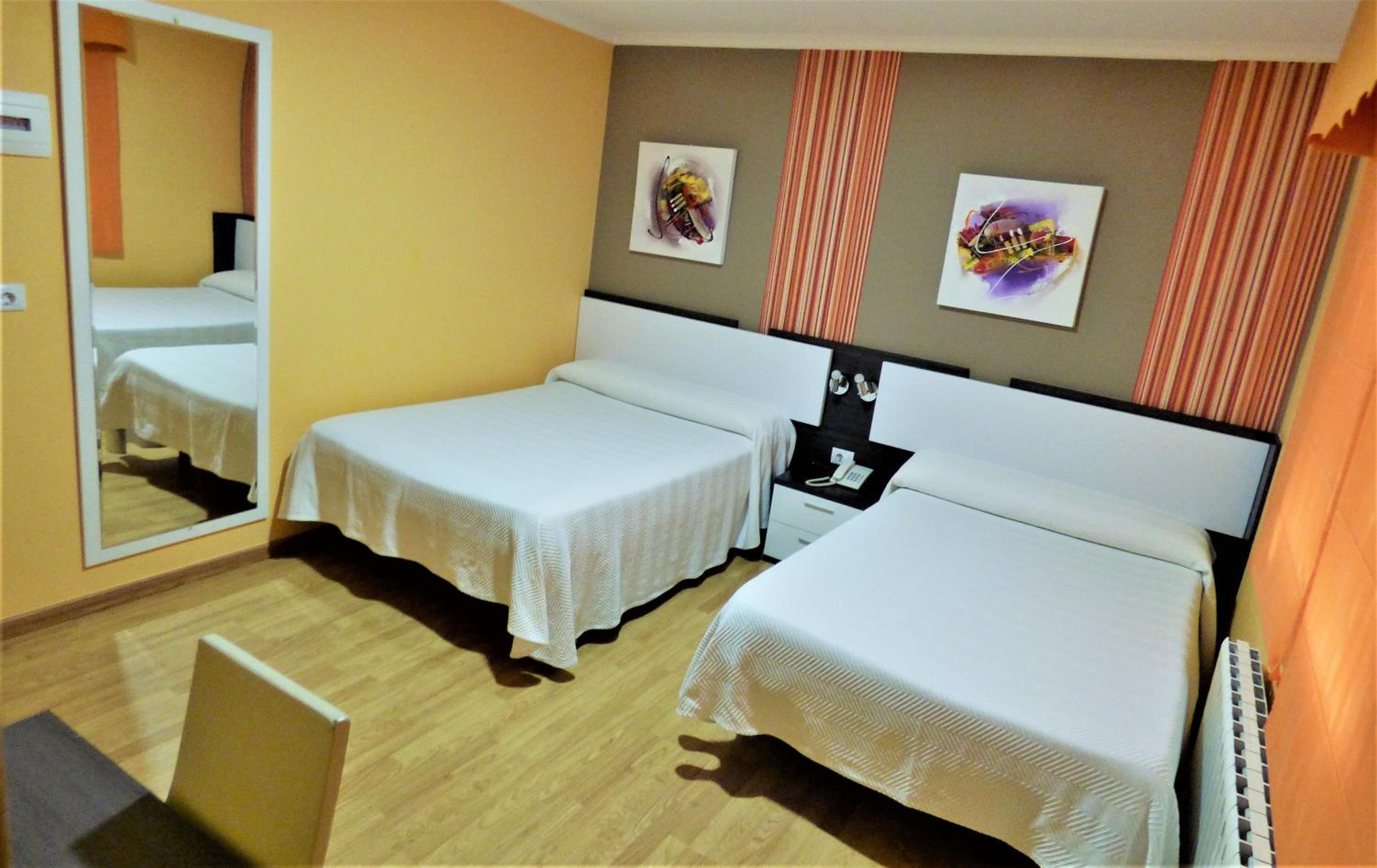 Habitación Doble con Cama Extra