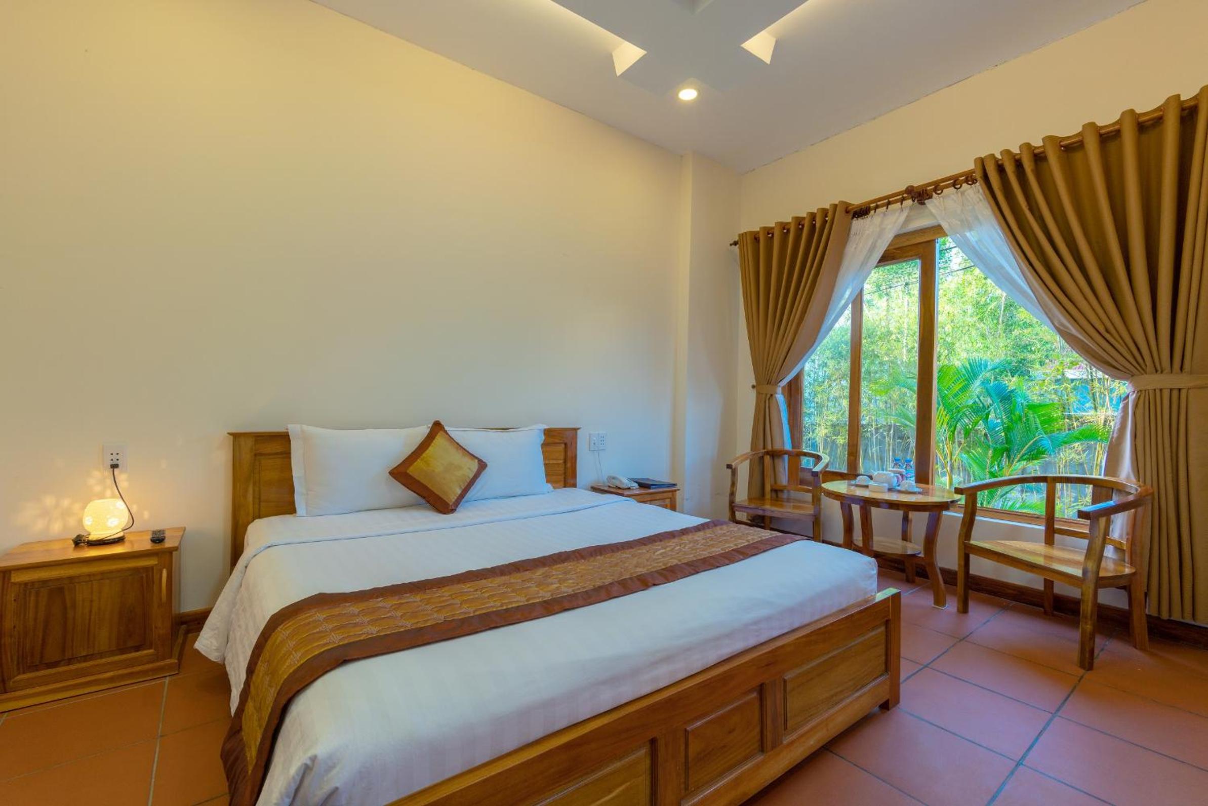 Deluxe Bungalow - Photo 1