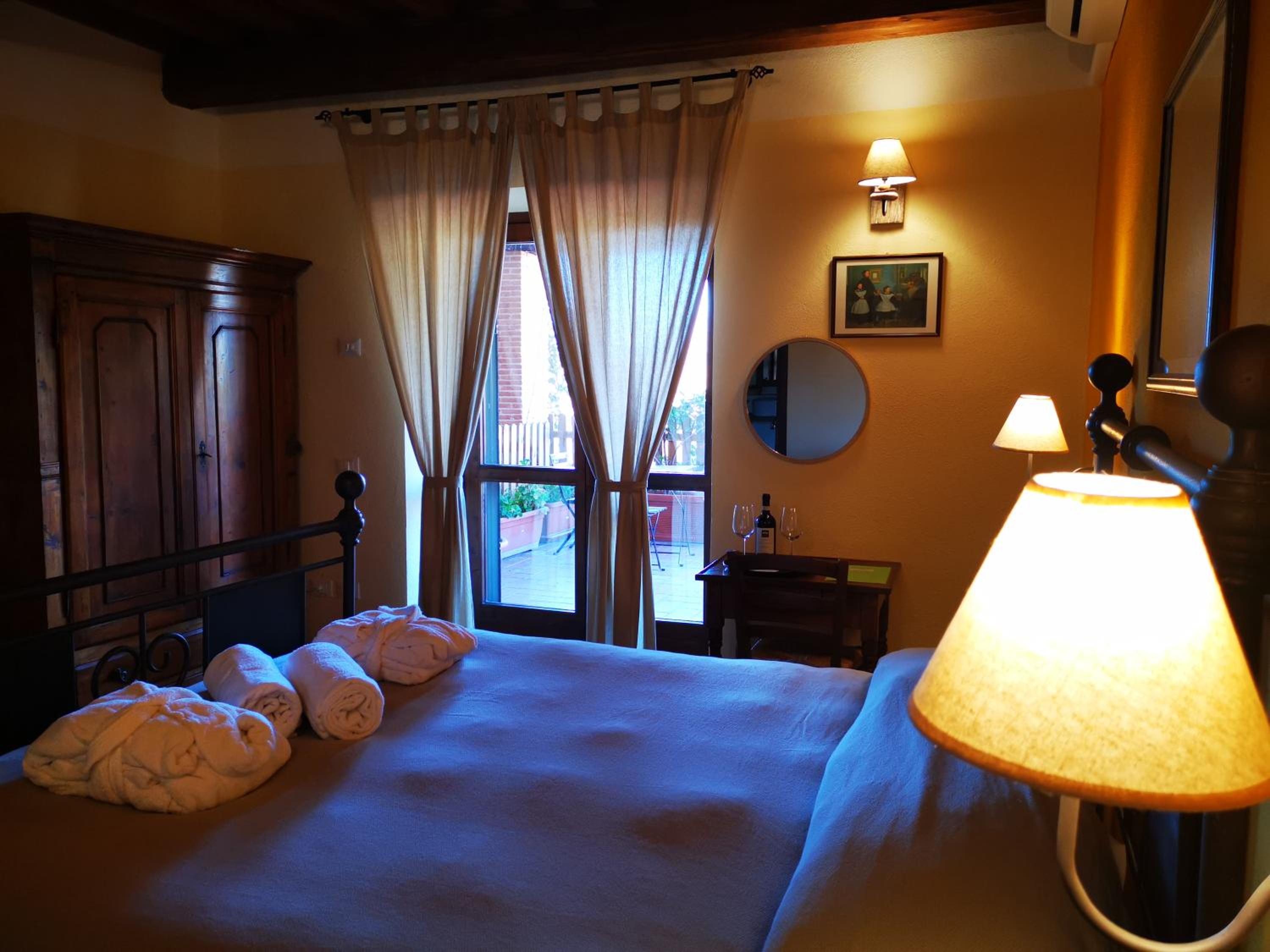 Double Room - Photo 1