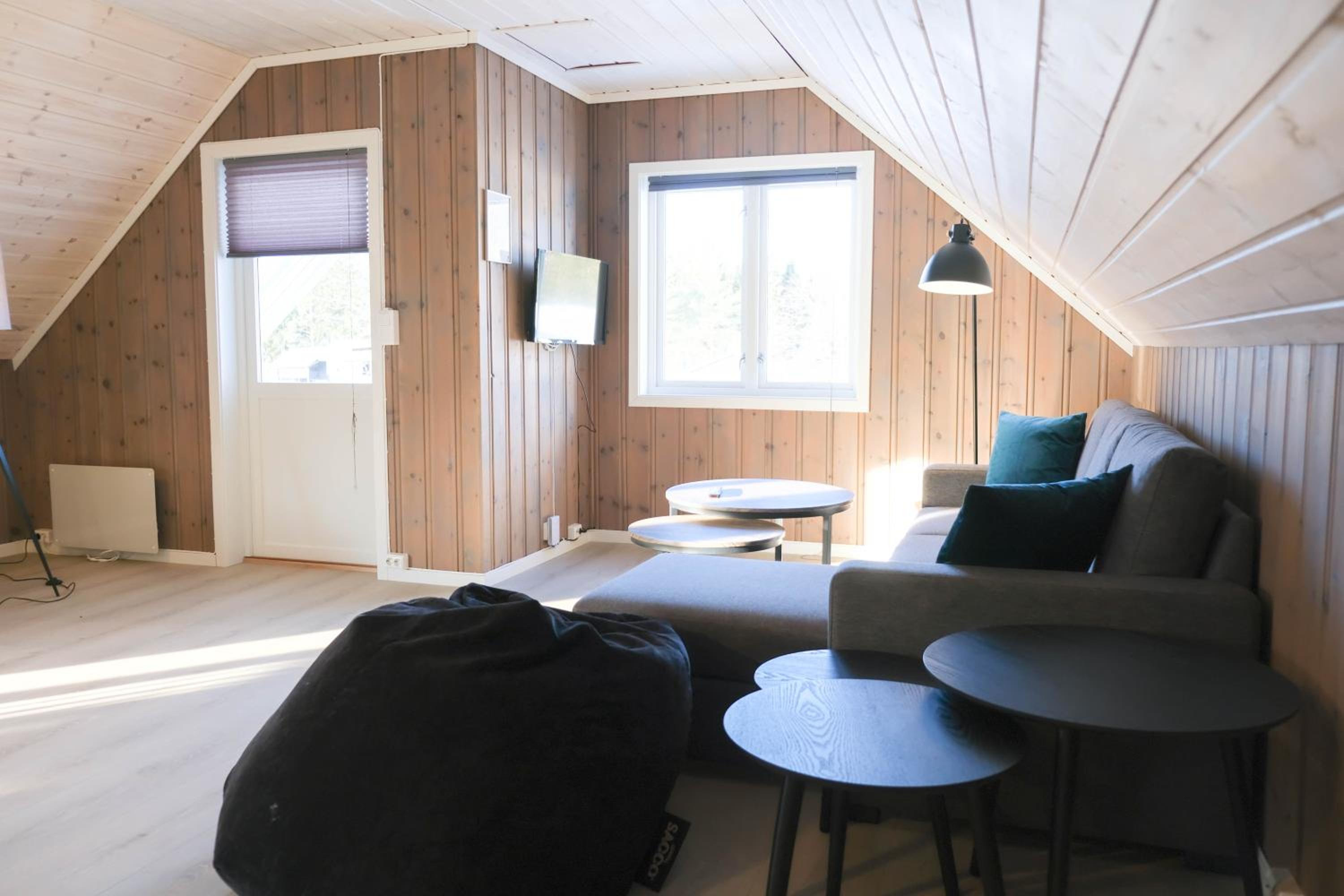 Apartment with Balcony photo 1