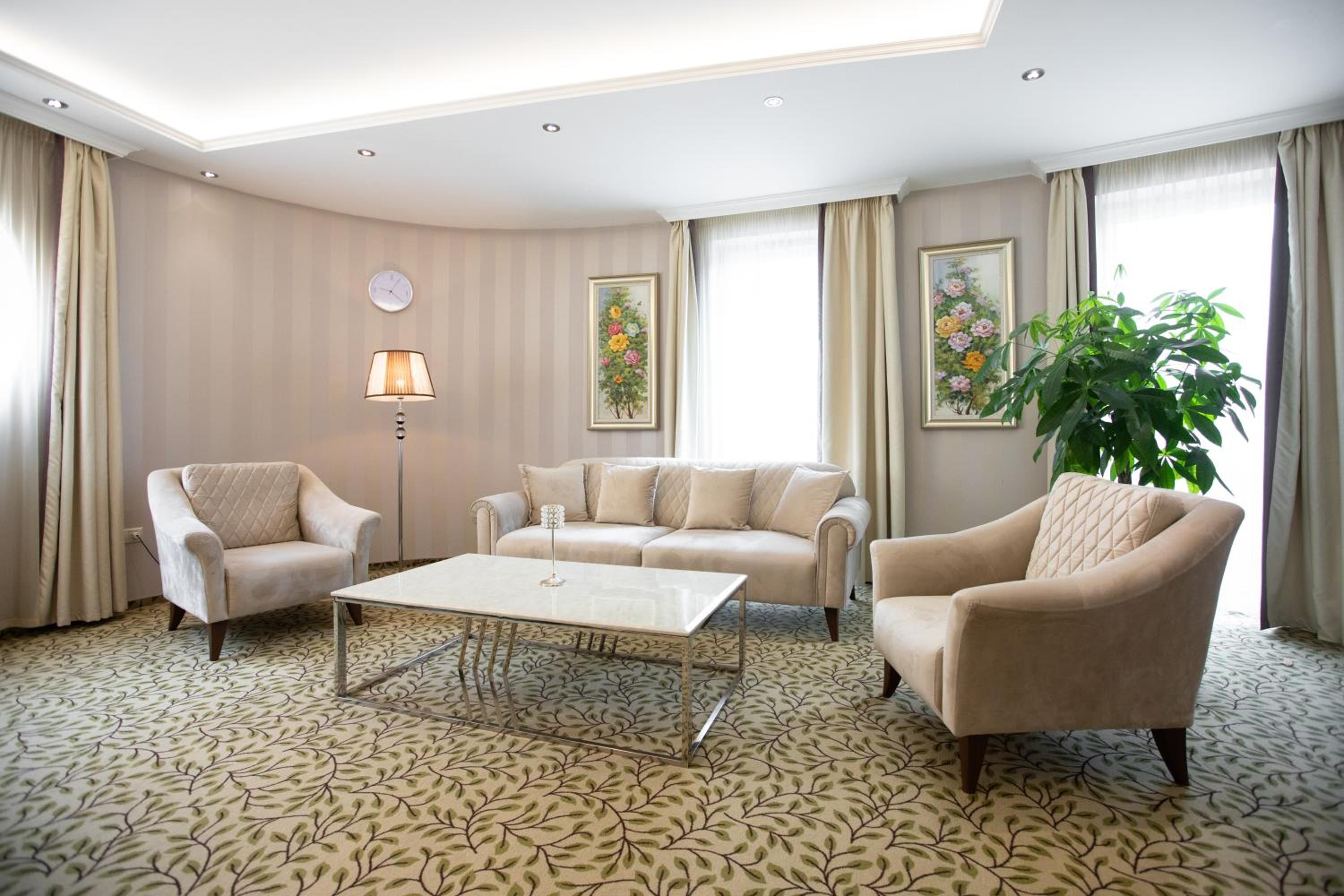 Family Suite - Photo 1