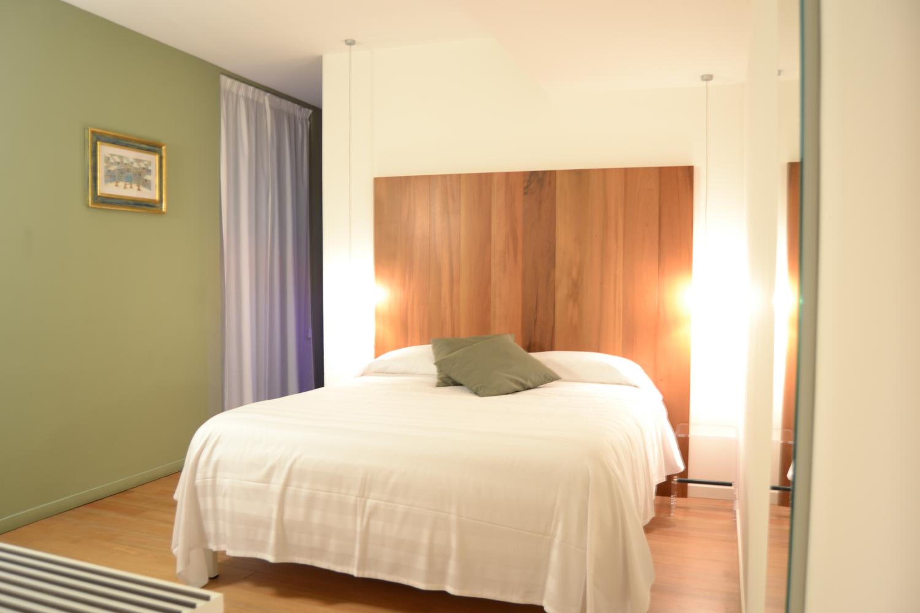 Double Room with Balcony photo 1