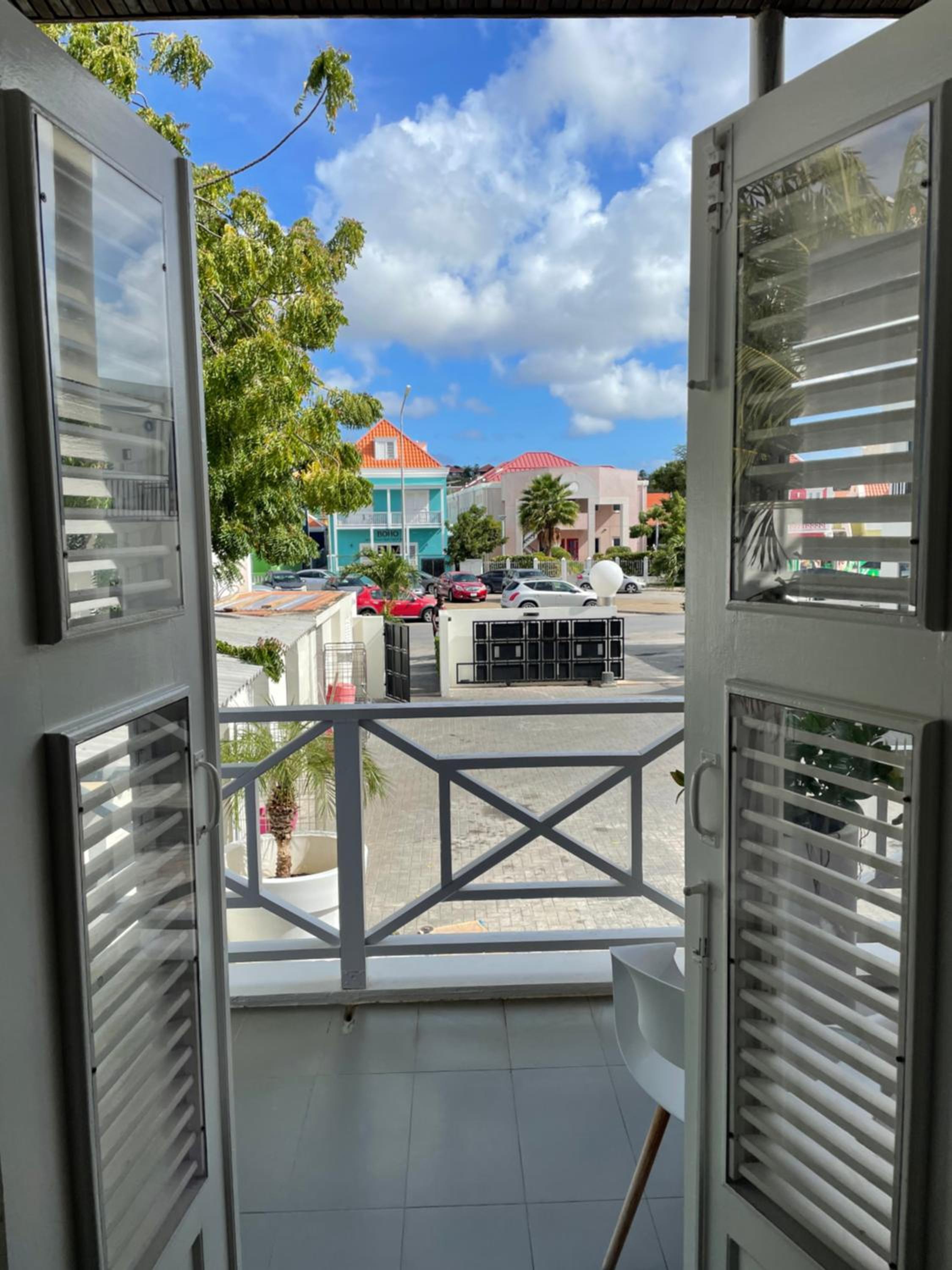 One-Bedroom Apartment with Balcony photo 2
