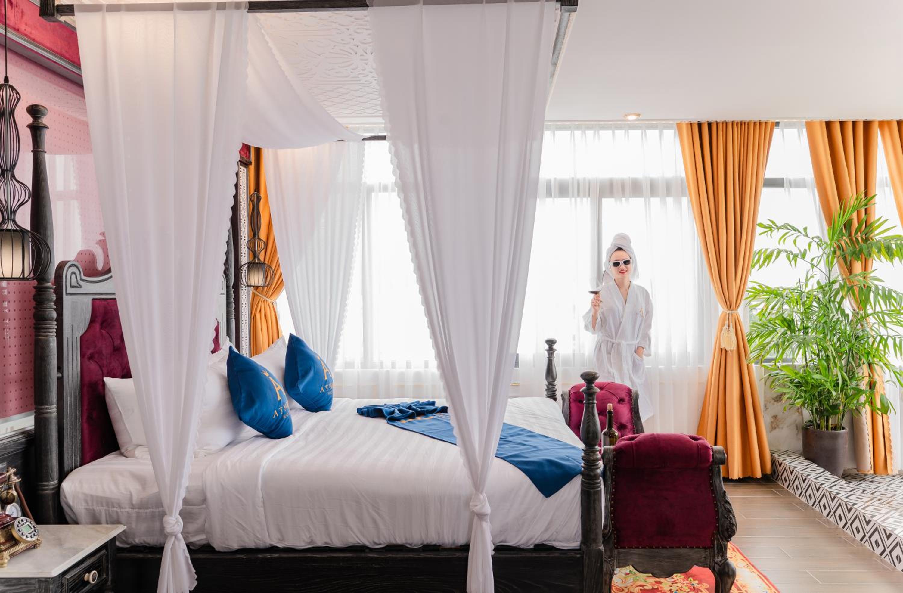 Deluxe Suite photo 2