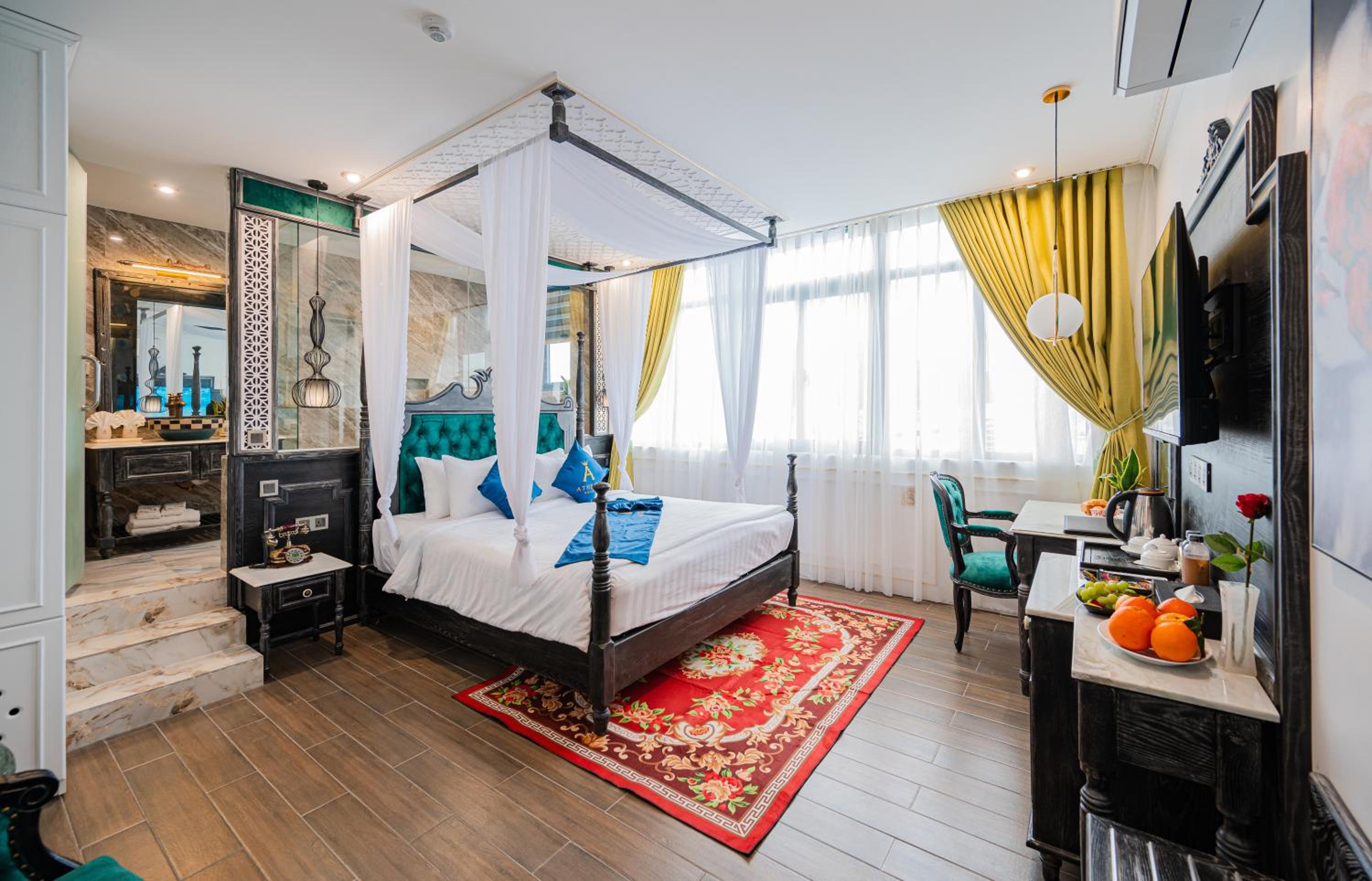 Deluxe Double Room with Bath photo 2